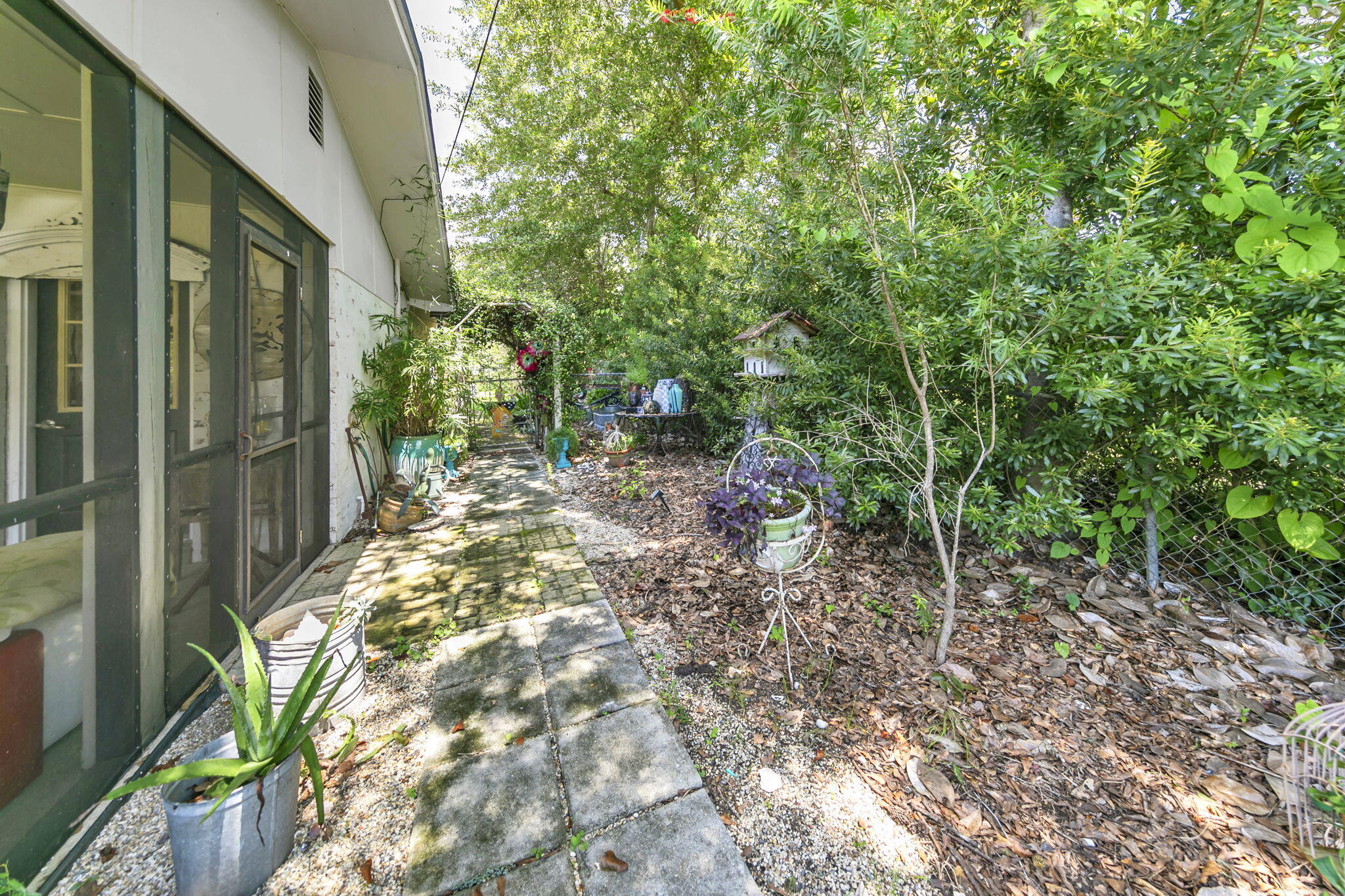 PARADISE UNREC - Residential