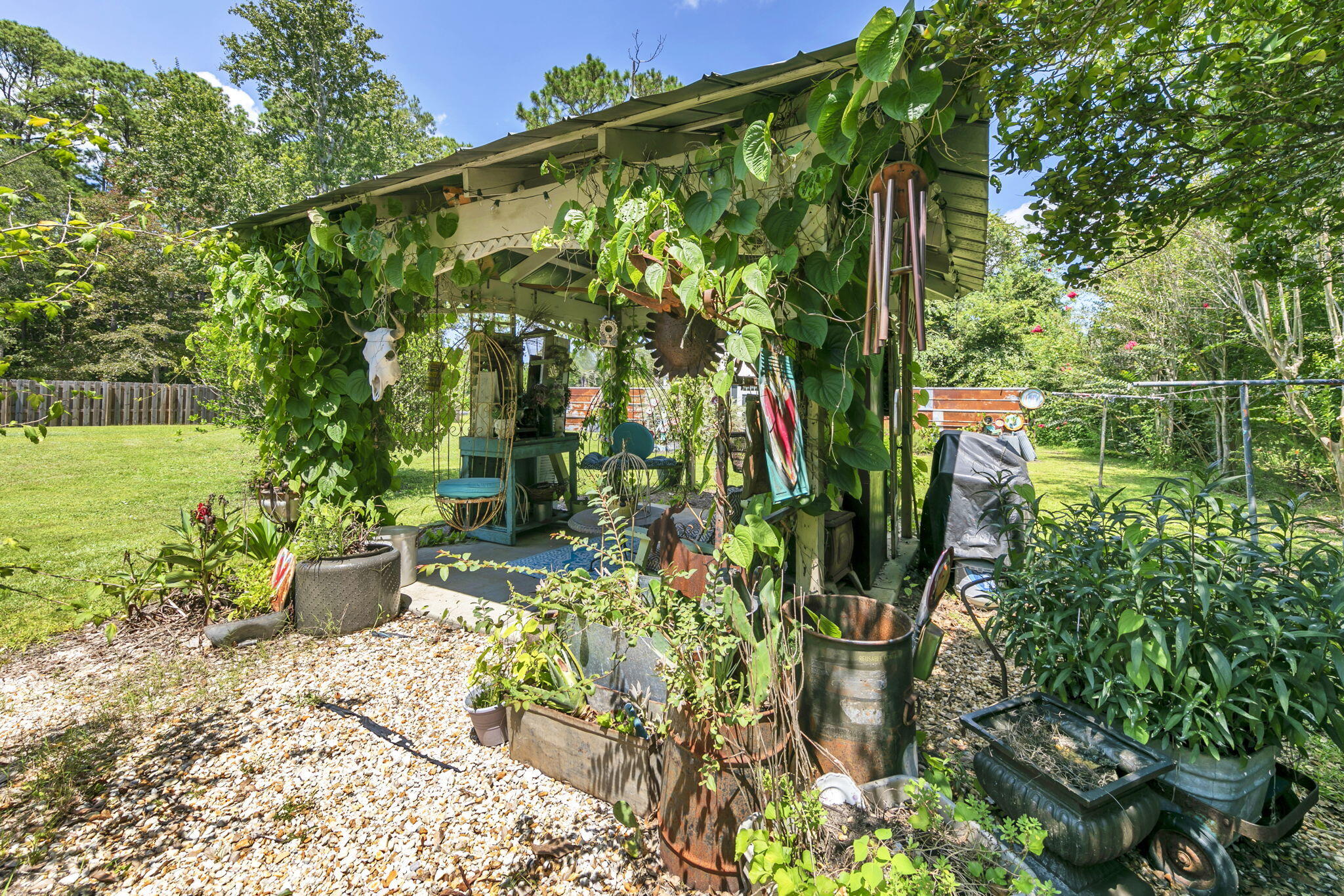 PARADISE UNREC - Residential