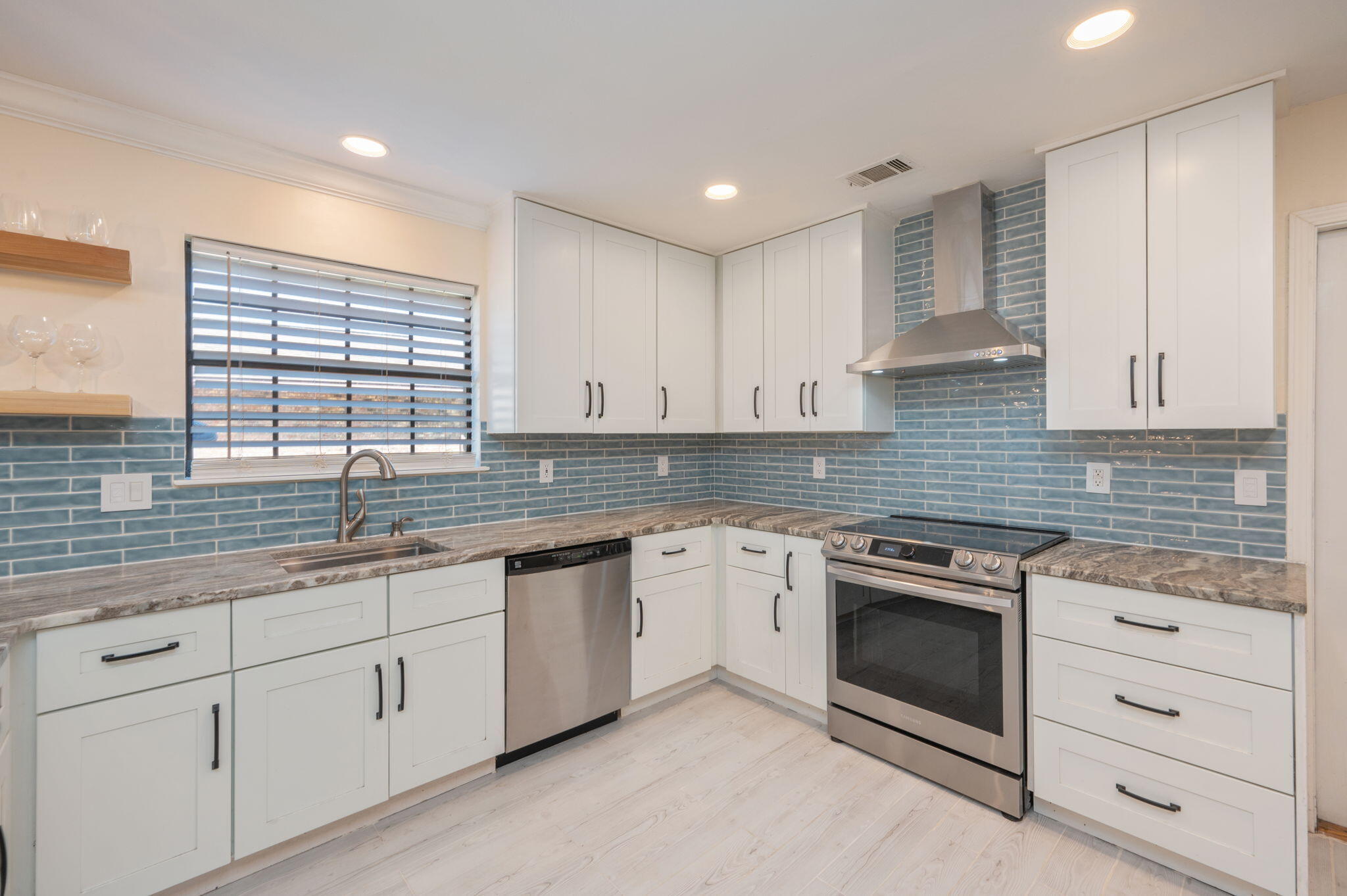 CARIBBEAN VILLAGE EAST 3 - Residential