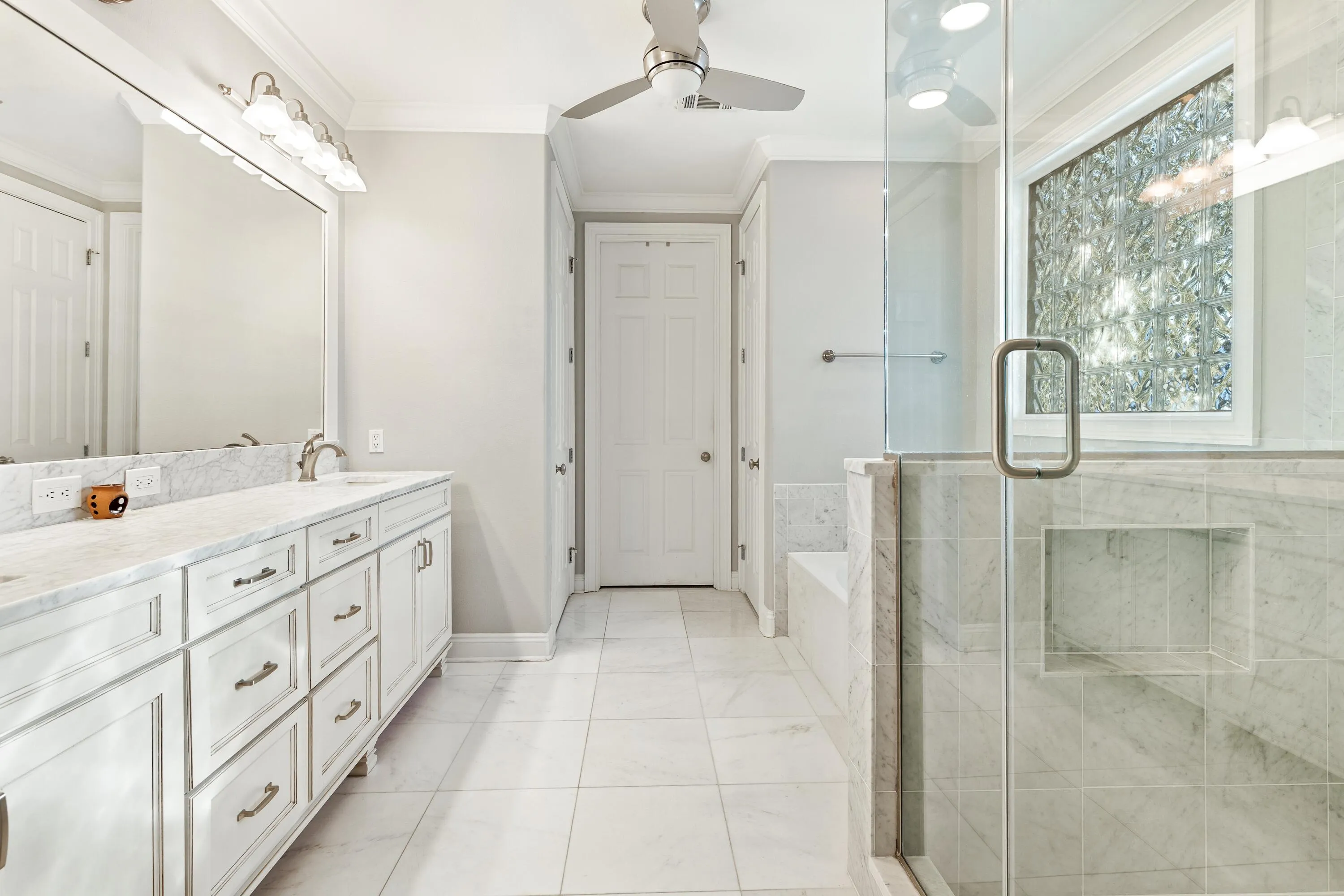 Santa Rosa Beach, Florida 32459, United States, 5 Bedrooms Bedrooms, ,5 BathroomsBathrooms,Residential,Active,240338