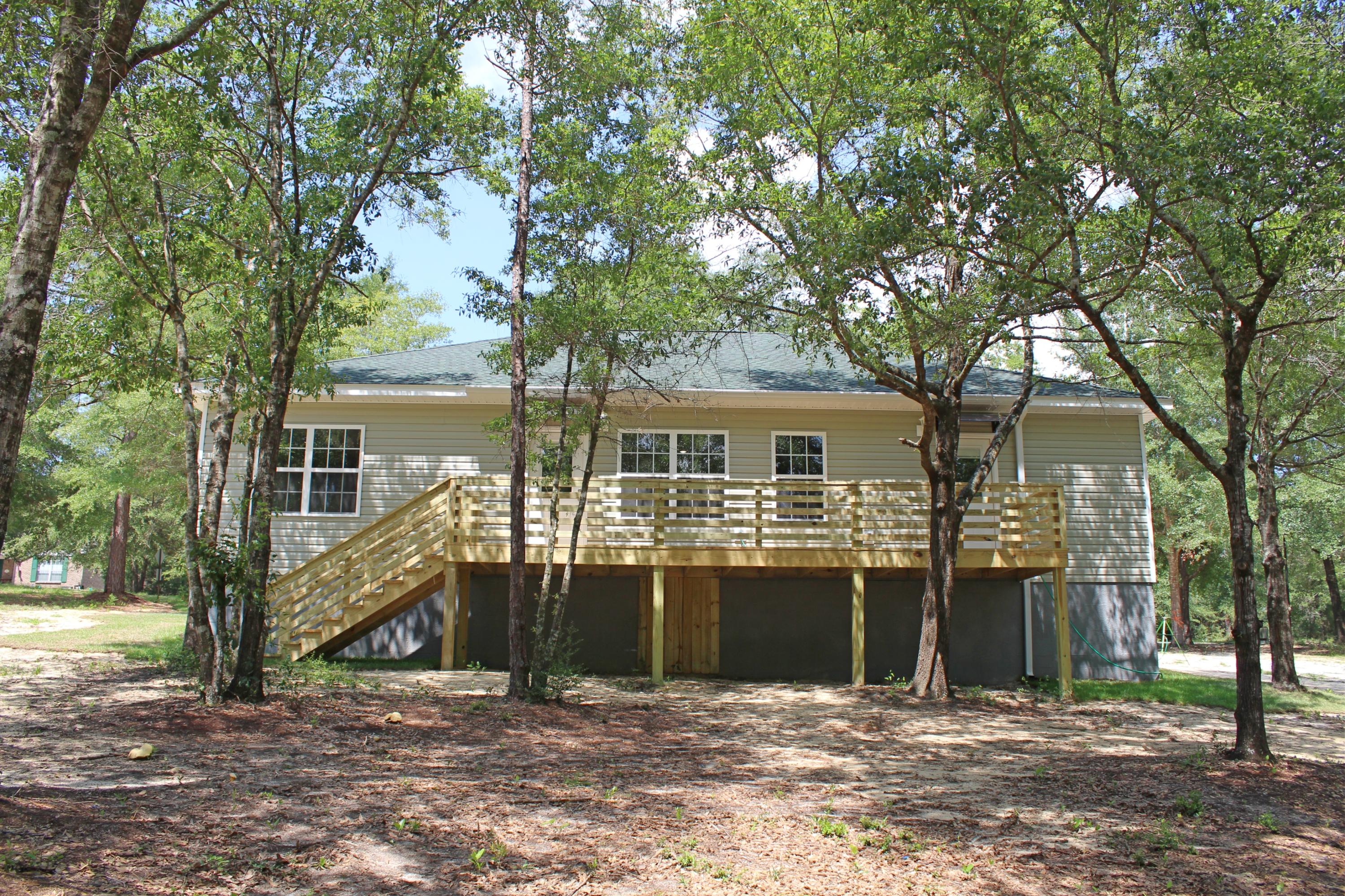 HIDDEN LAKES ESTATES - Residential