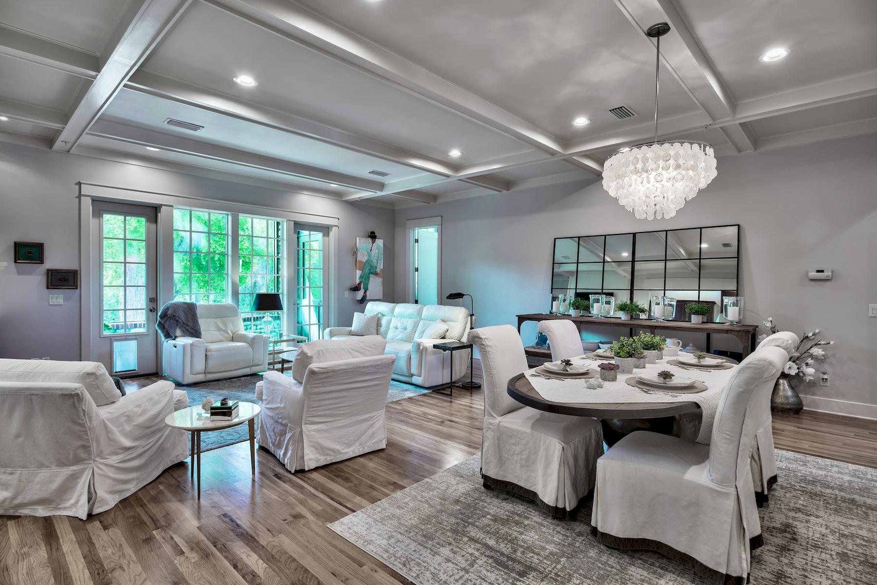 WILD HERON - THE COURTS - Residential