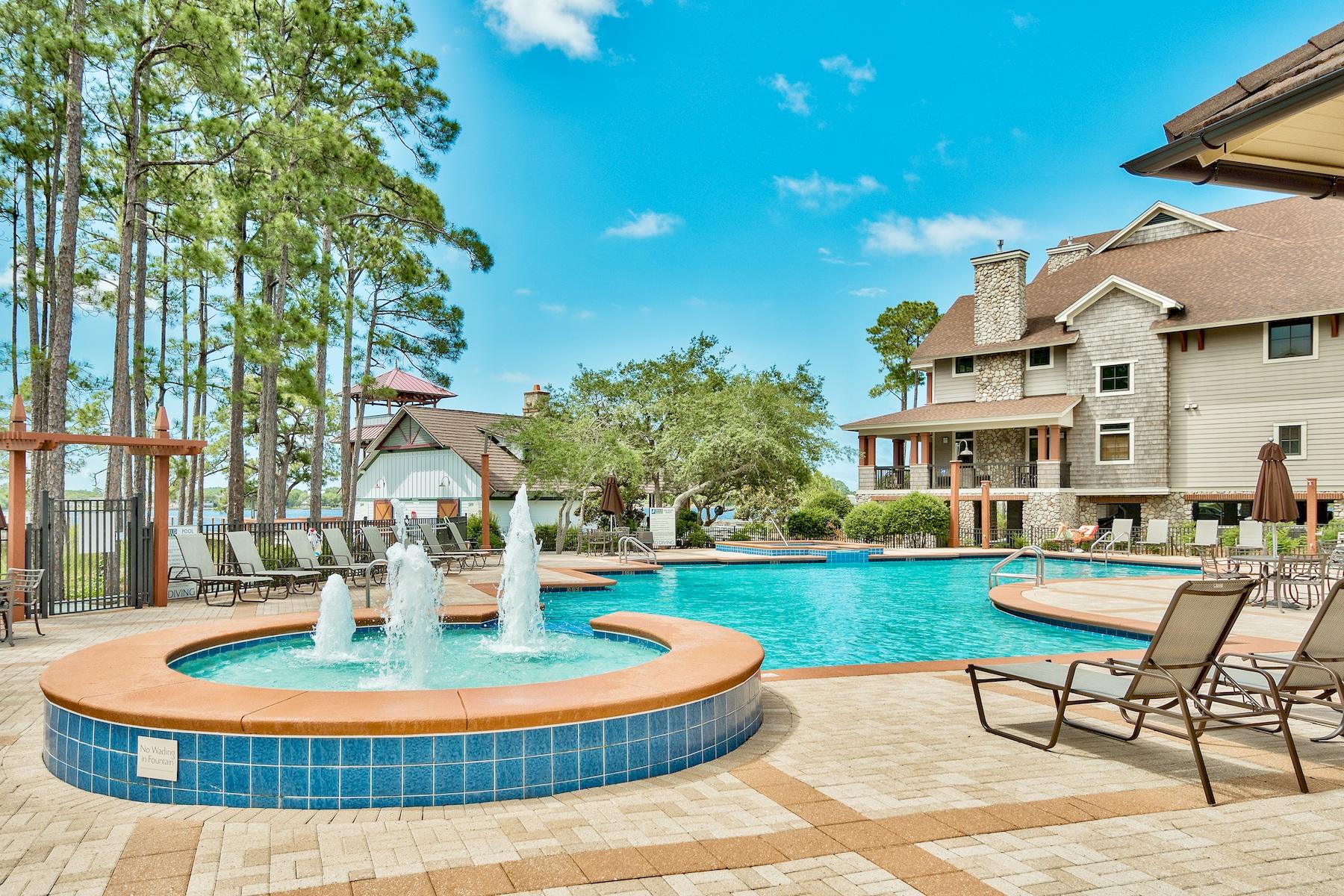 WILD HERON - THE COURTS - Residential