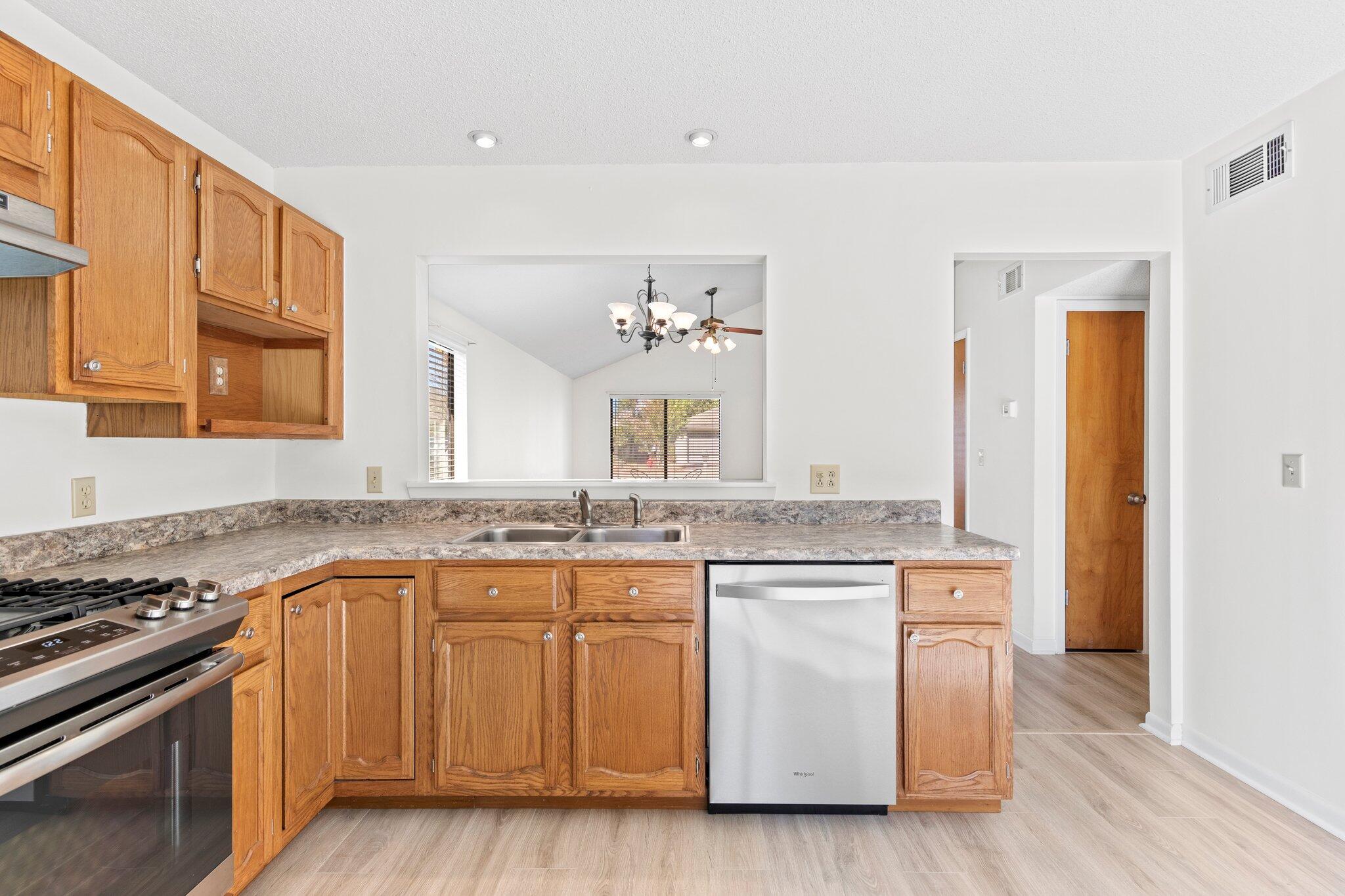 CEDAR RIDGE PH 8 - Residential