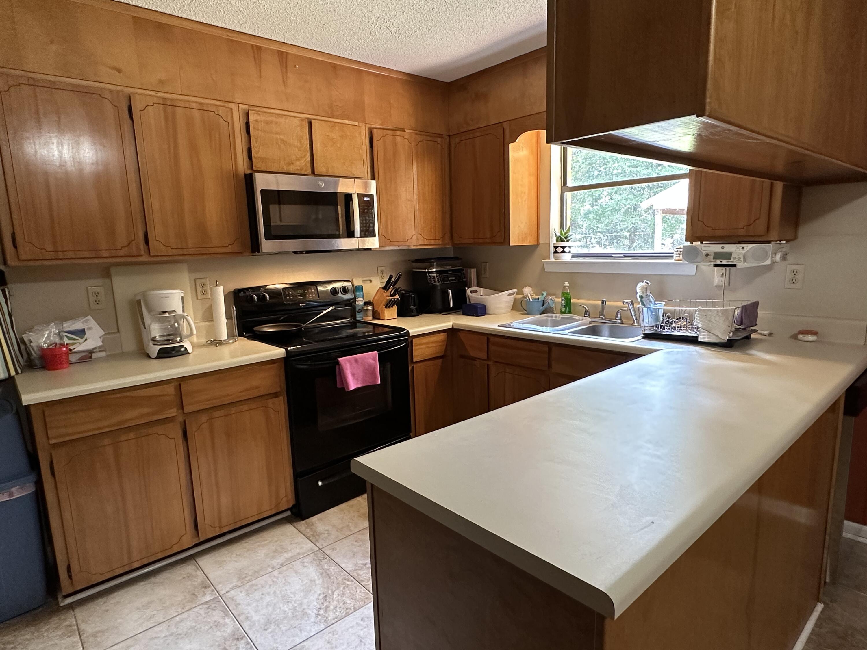 NORTH SUPERGROUP (221000.00) - Residential