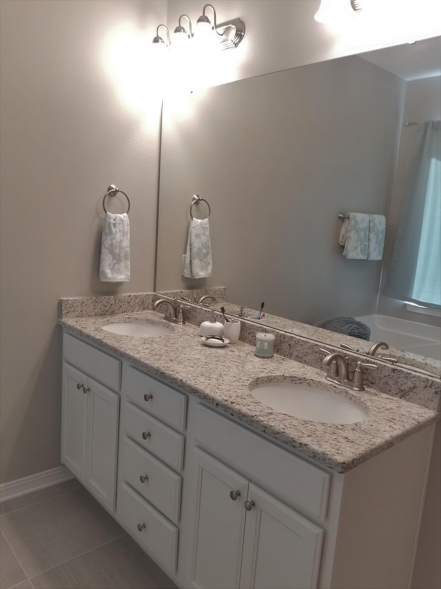 HERITAGE MANOR - Residential