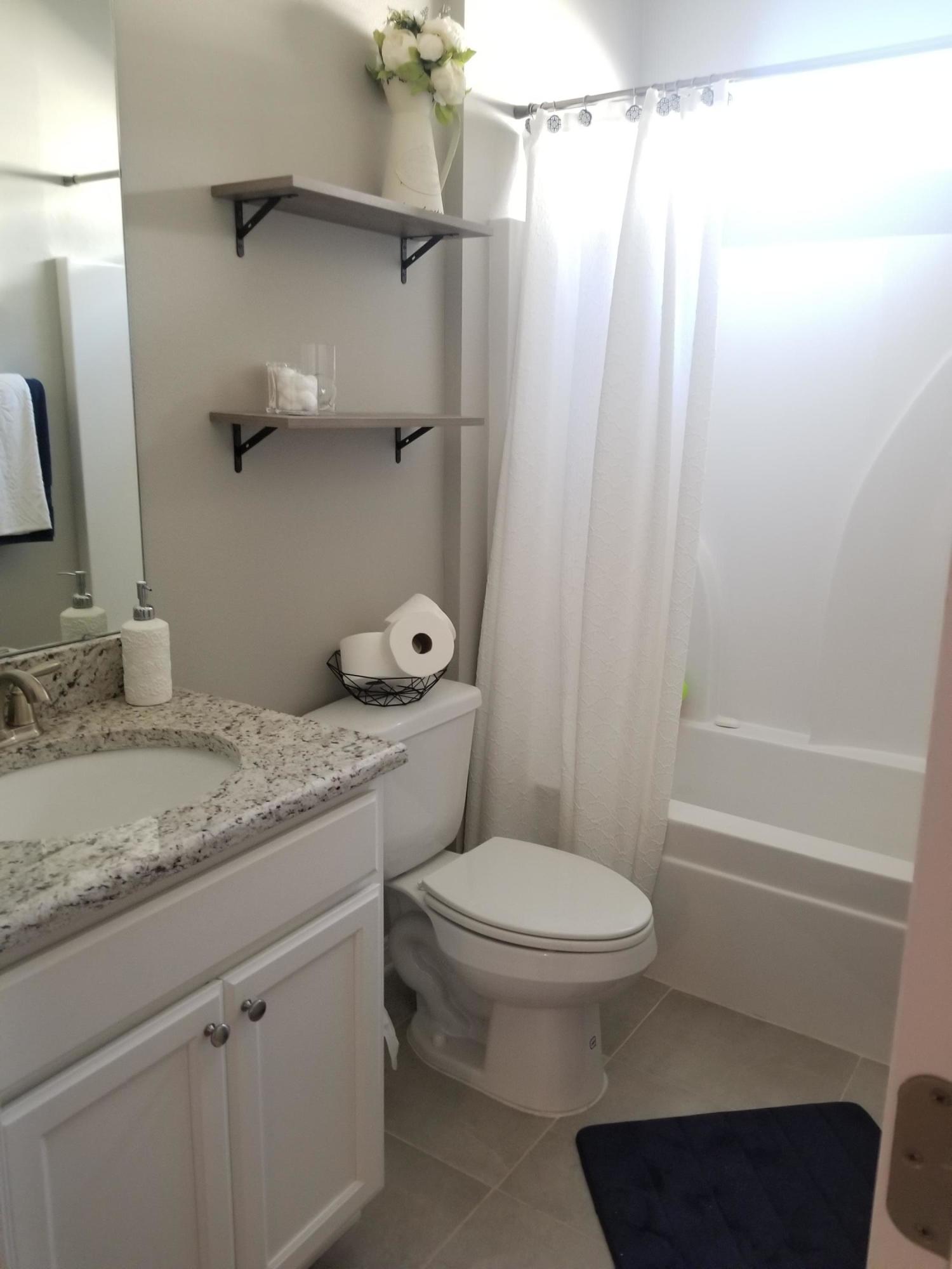 HERITAGE MANOR - Residential