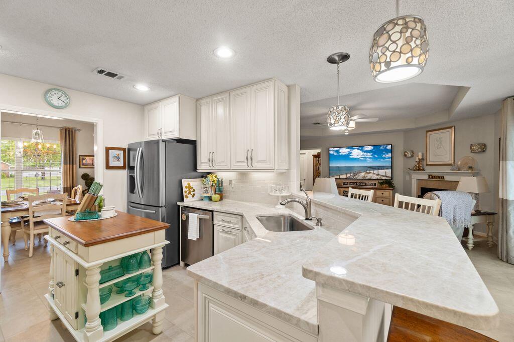 HIDDEN SPRINGS - Residential