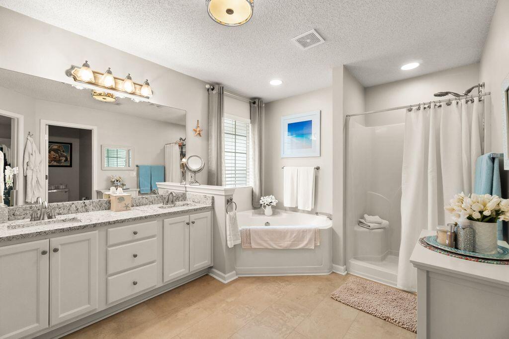 HIDDEN SPRINGS - Residential