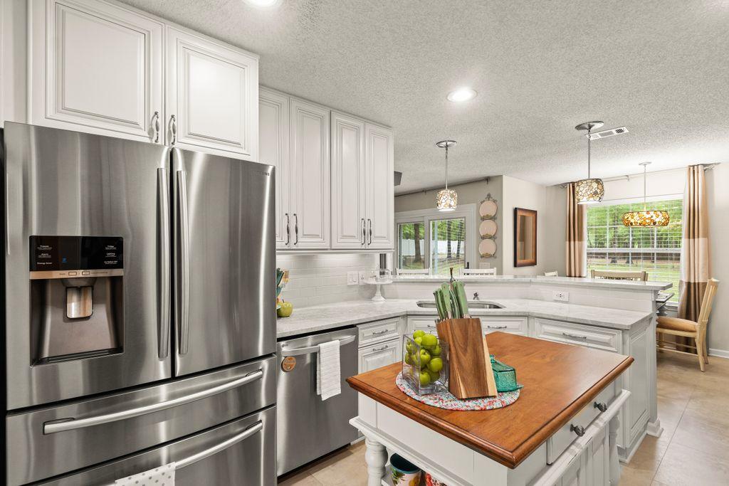 HIDDEN SPRINGS - Residential