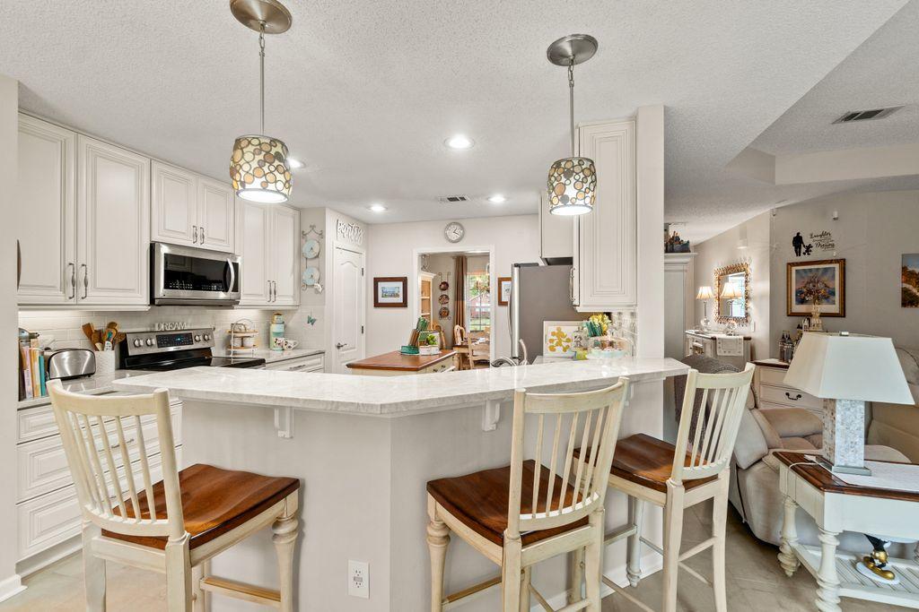 HIDDEN SPRINGS - Residential