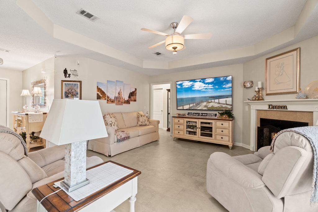 HIDDEN SPRINGS - Residential