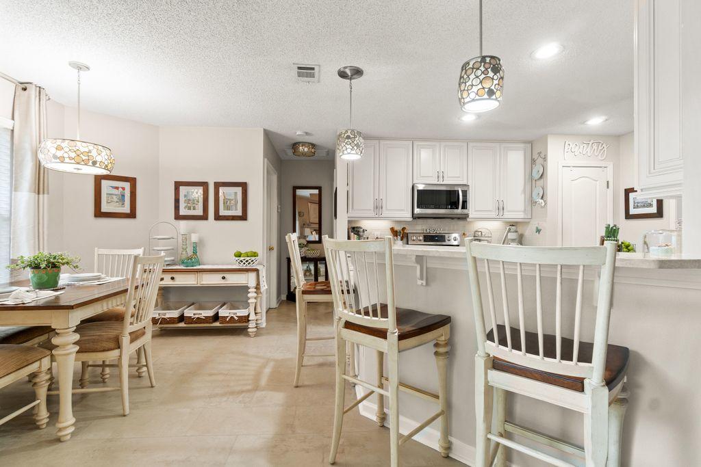 HIDDEN SPRINGS - Residential