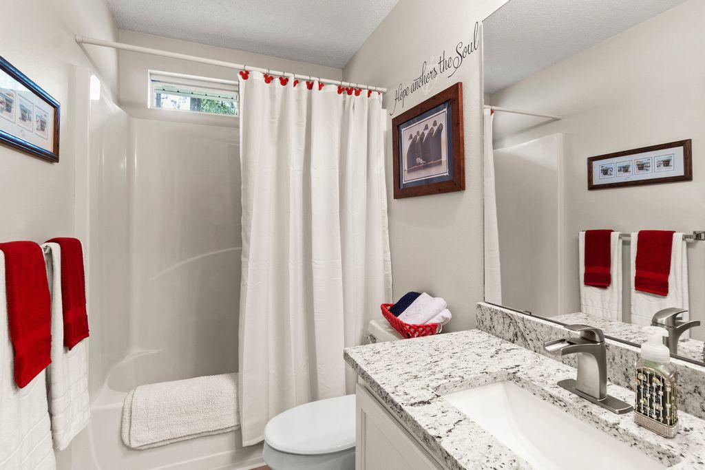 HIDDEN SPRINGS - Residential