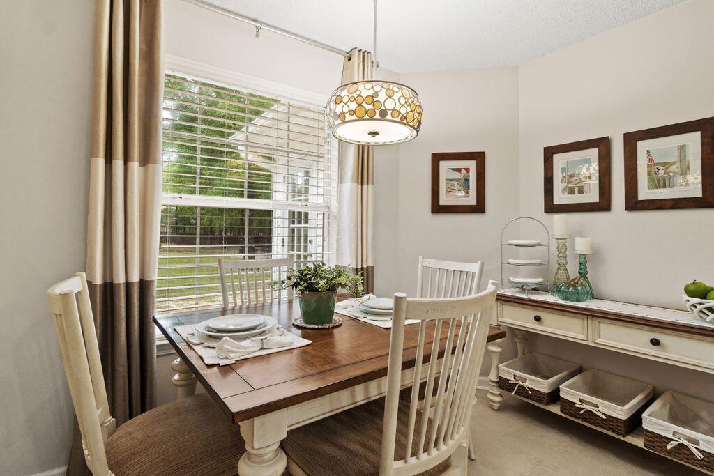 HIDDEN SPRINGS - Residential