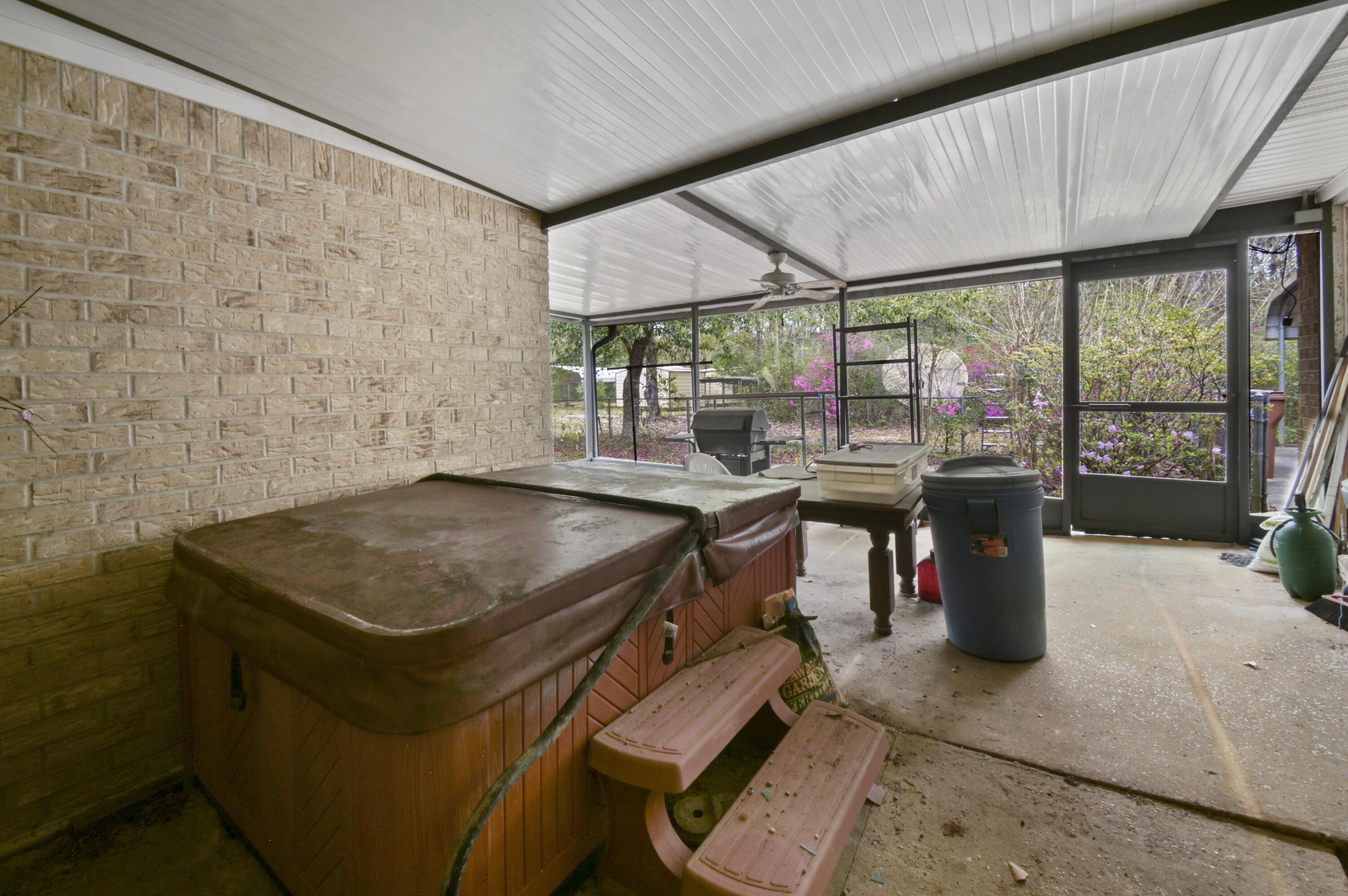 NONESUCH WAY - Residential