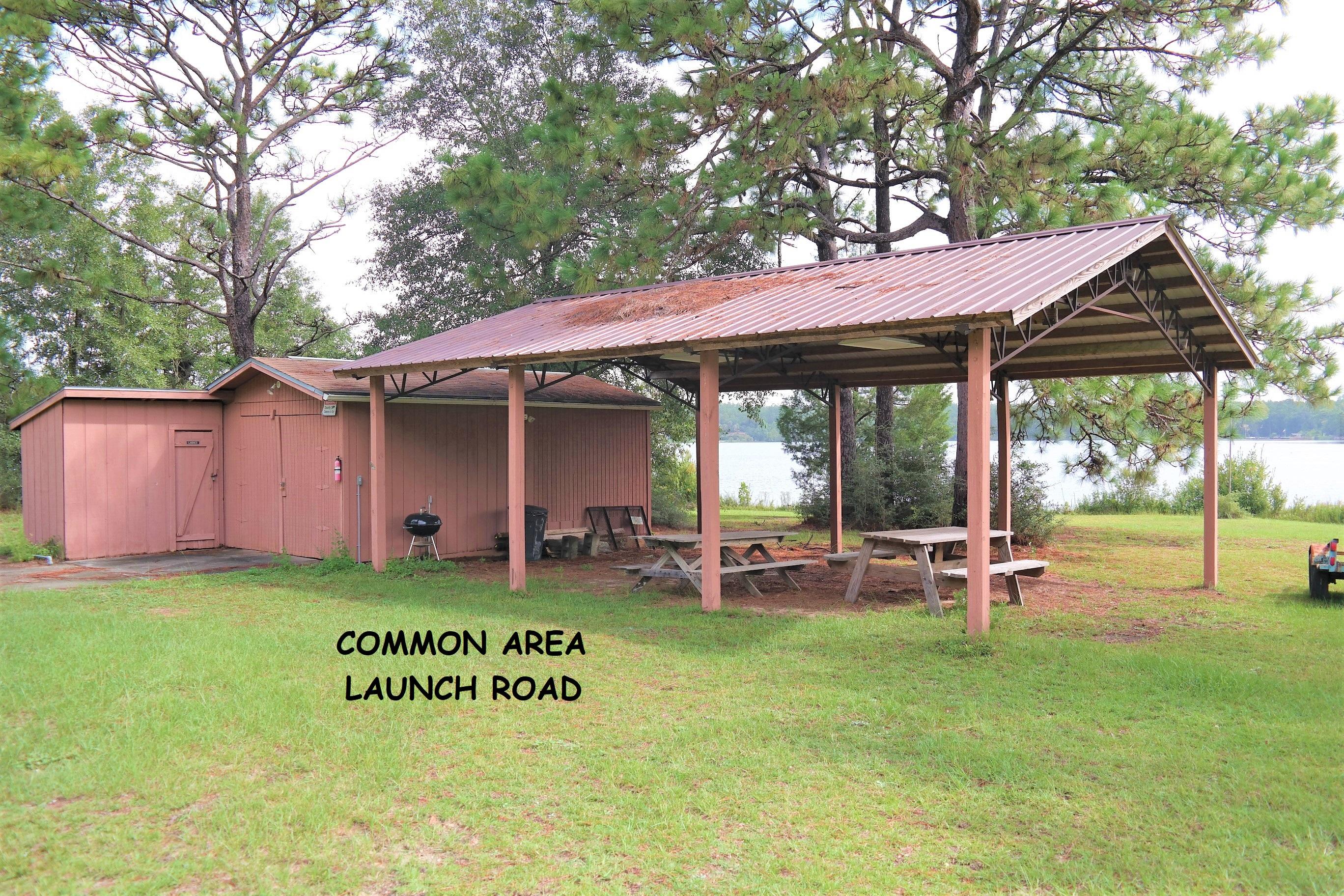 SPRING LAKE ESTATES - Land