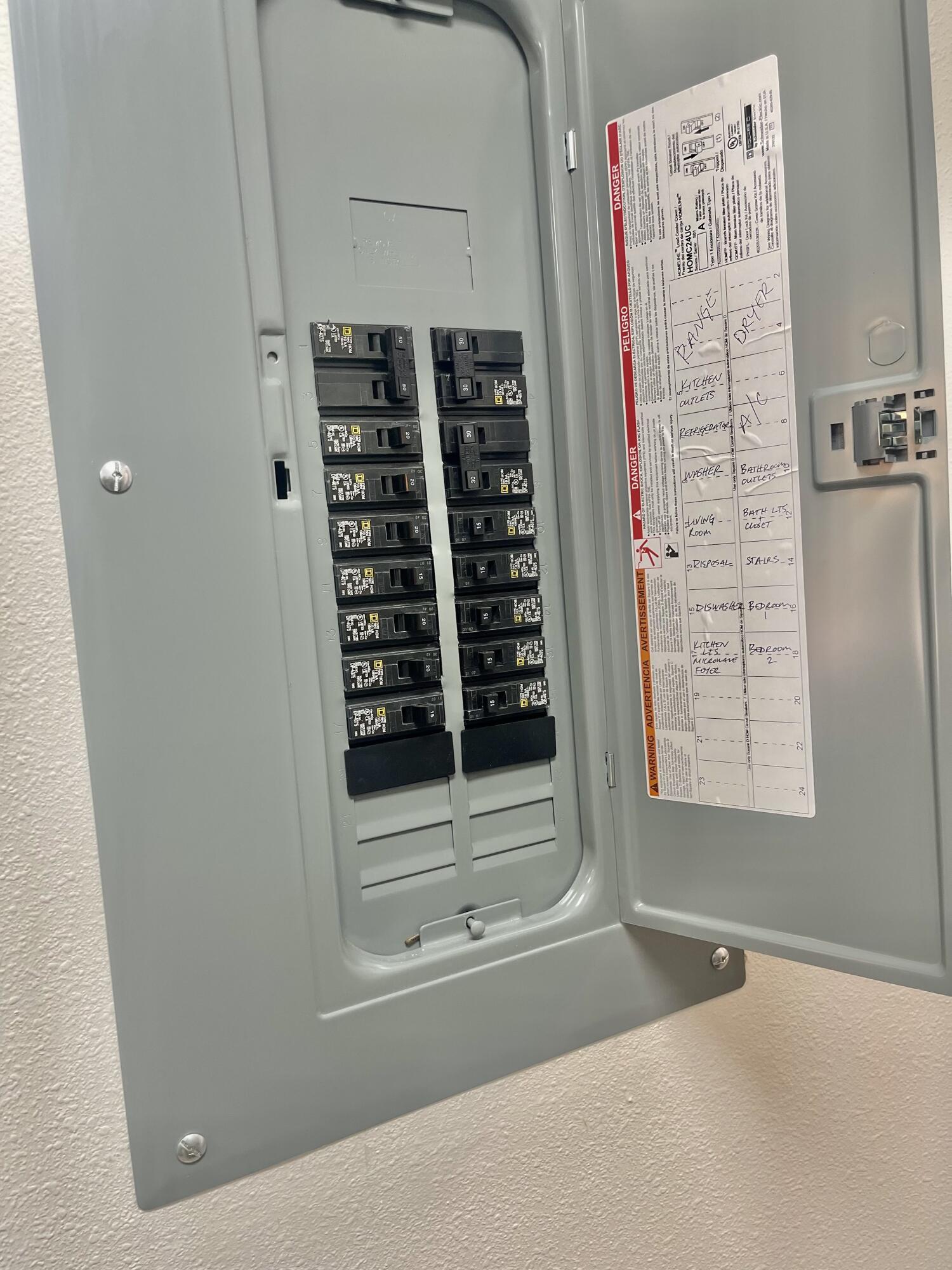 MONTAGE MANOR - Residential