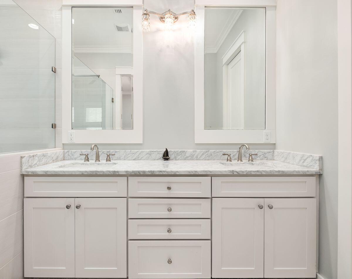 FOREST LAKES - Residential