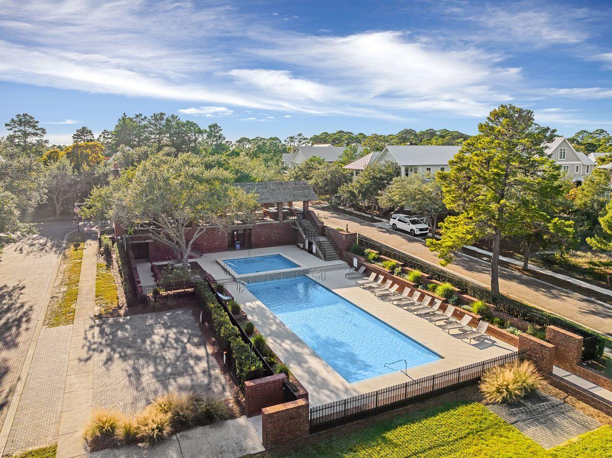 FOREST LAKES - Residential