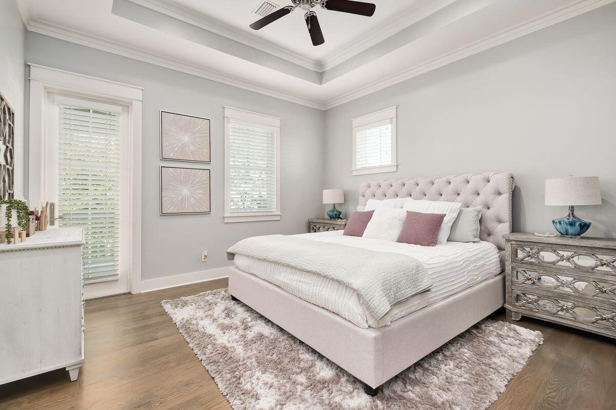 FOREST LAKES - Residential