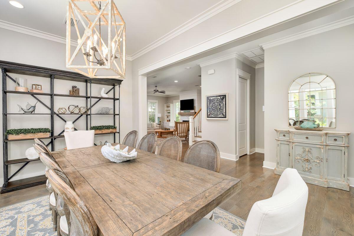 FOREST LAKES - Residential