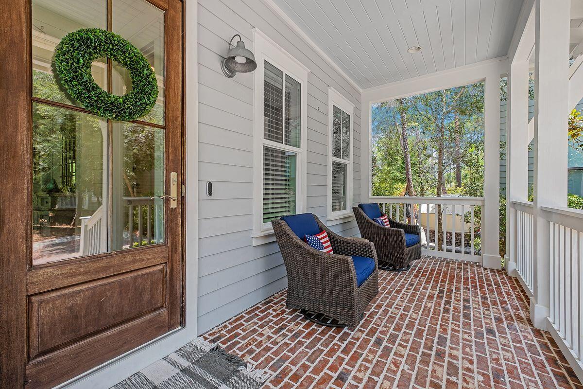 FOREST LAKES - Residential