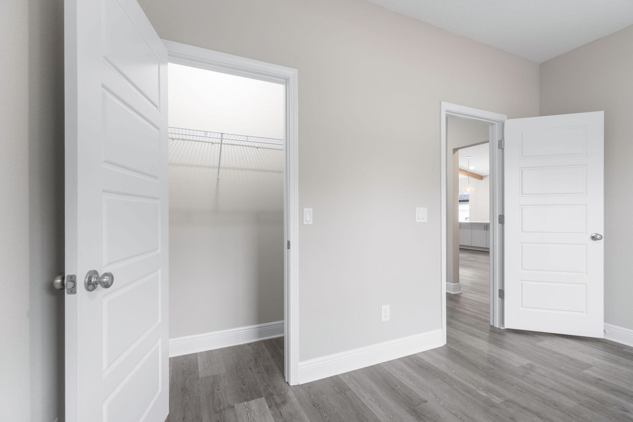 CRESCENT SHORES - Residential