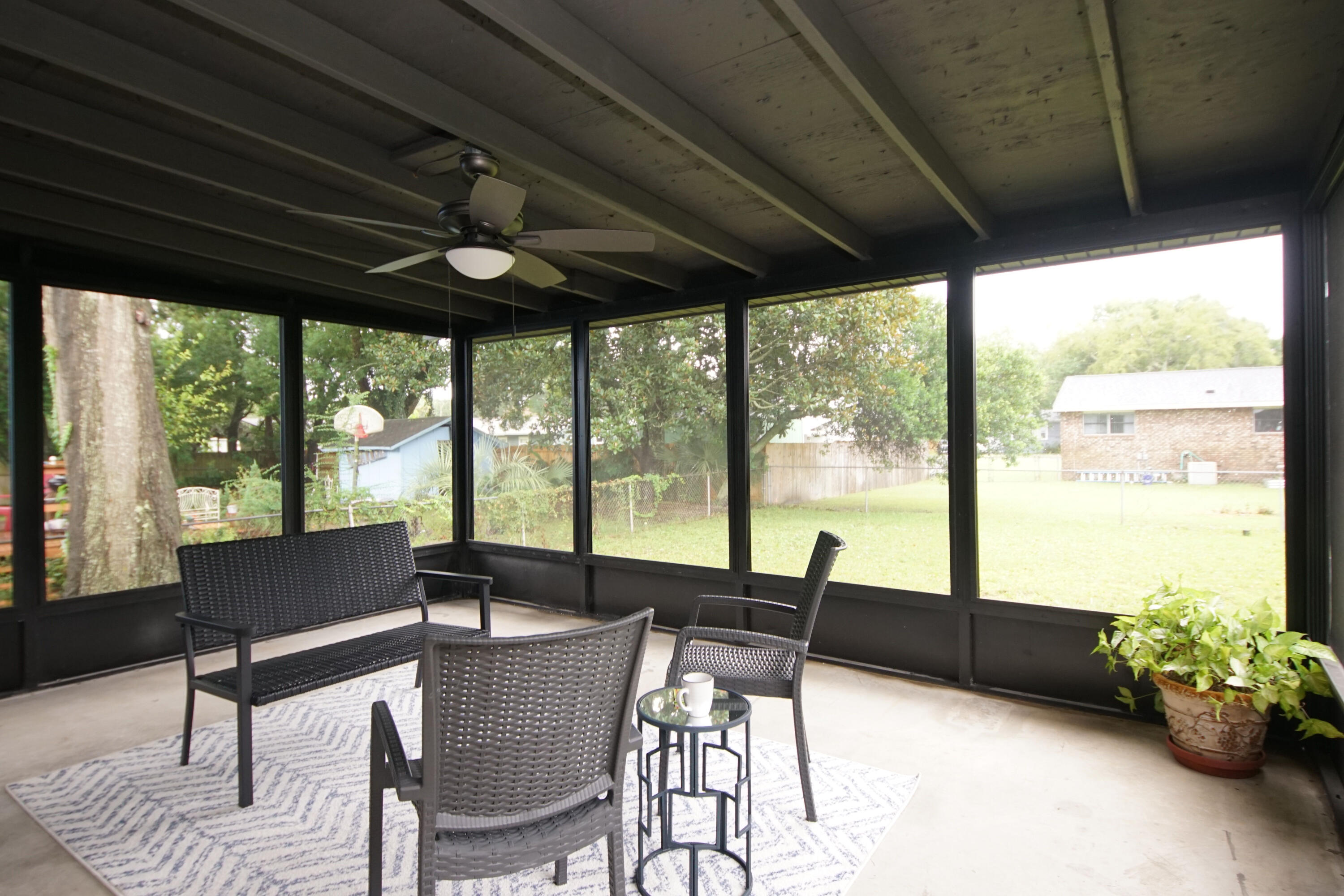 BEL AIR - Residential