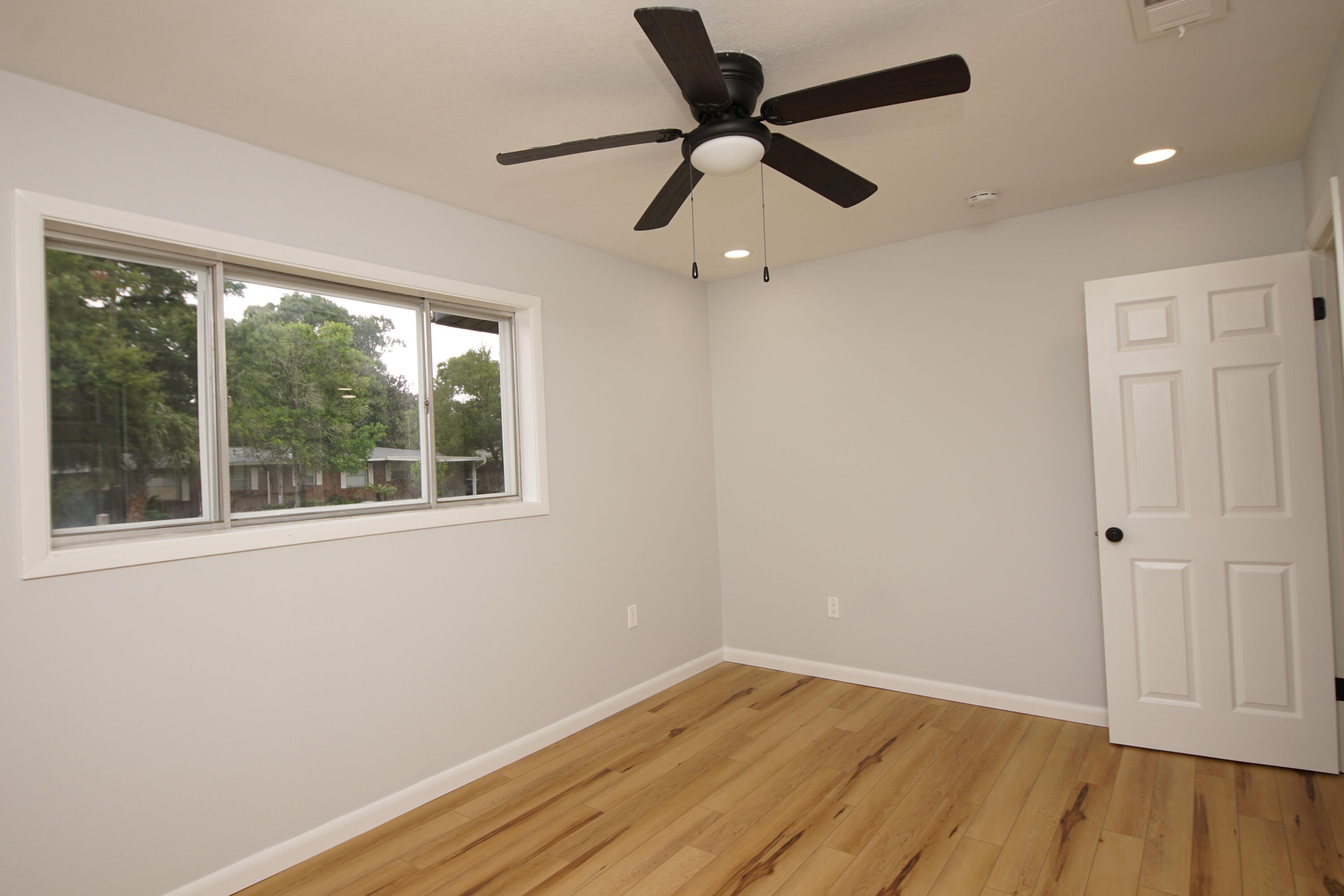 BEL AIR - Residential