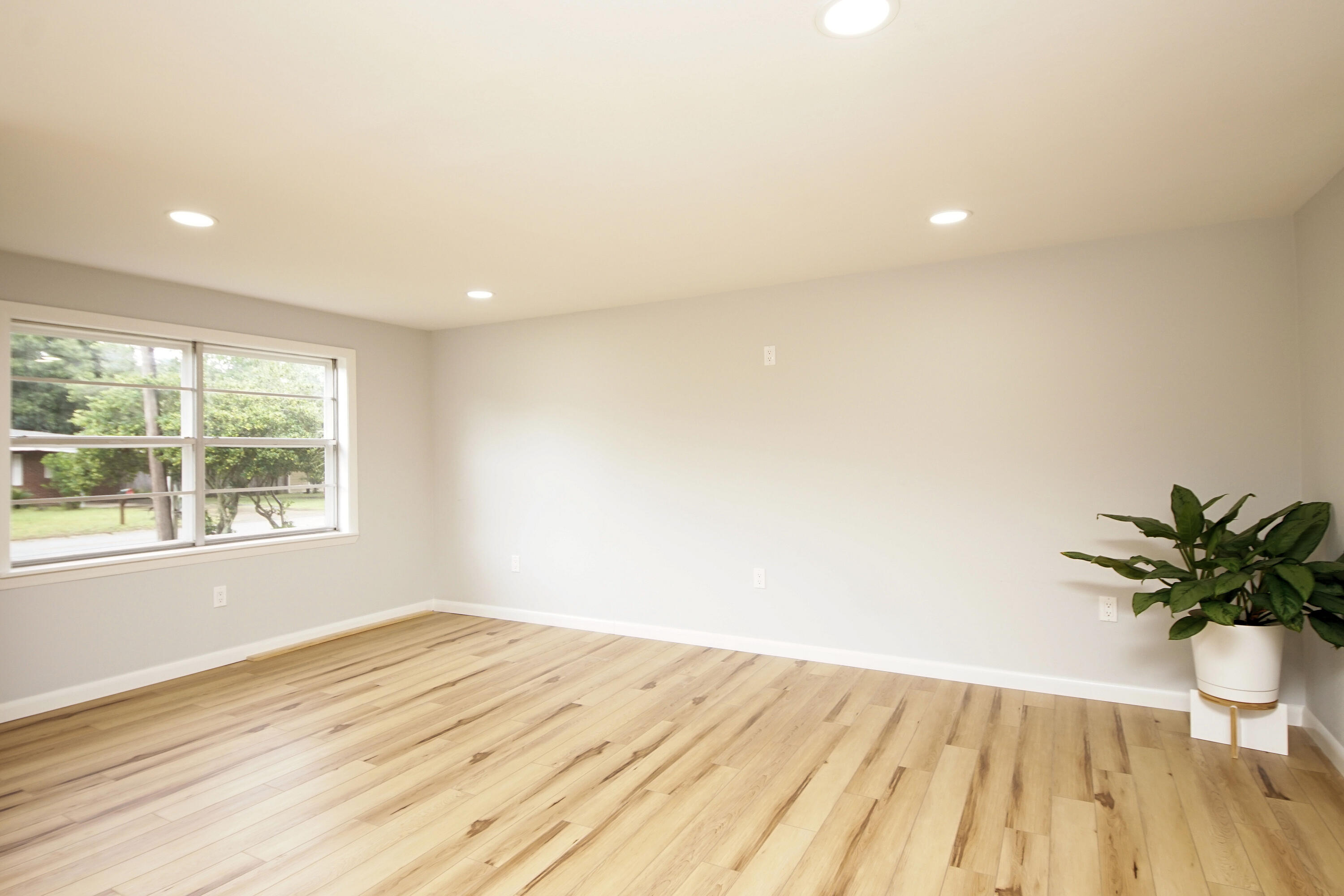 BEL AIR - Residential