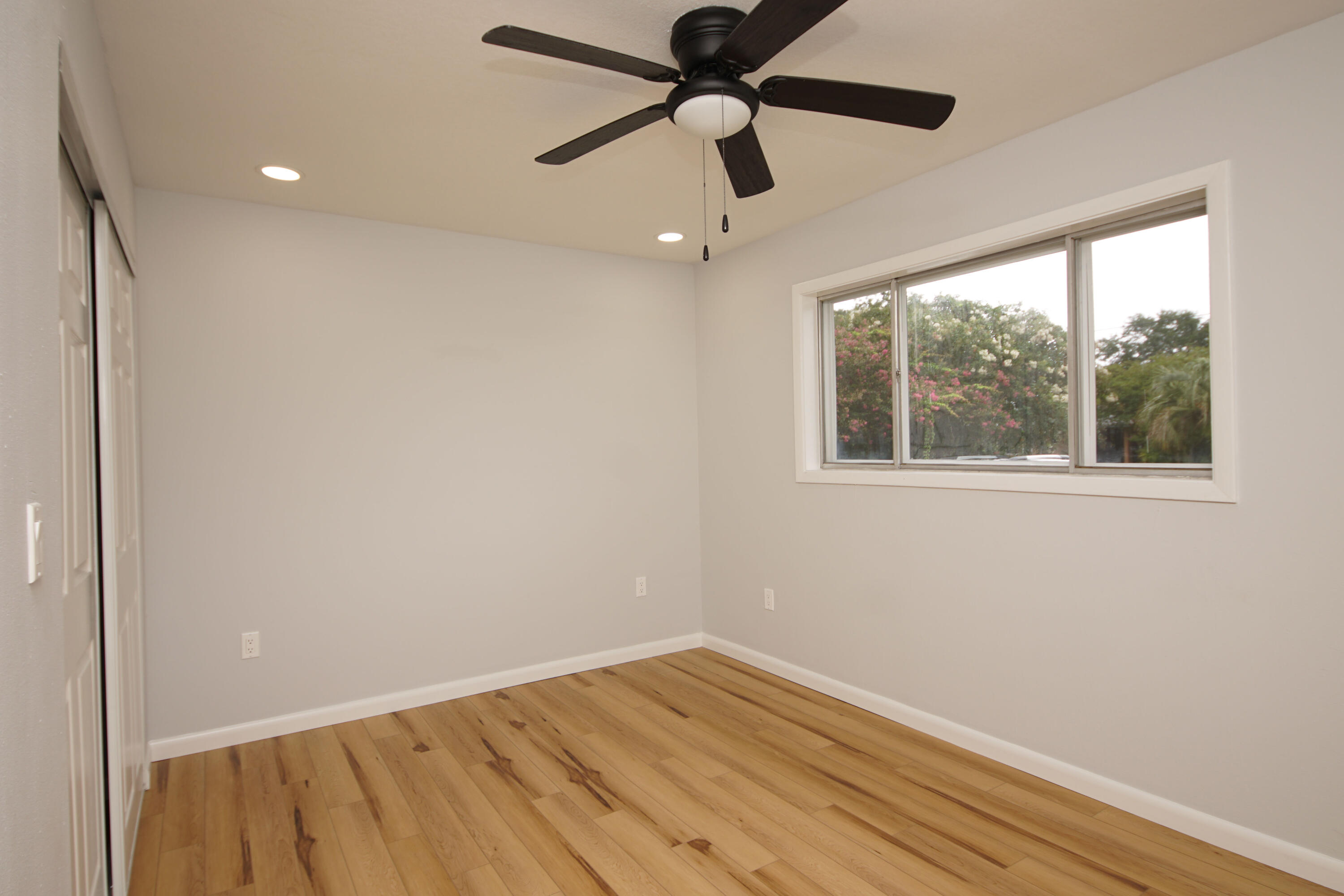 BEL AIR - Residential