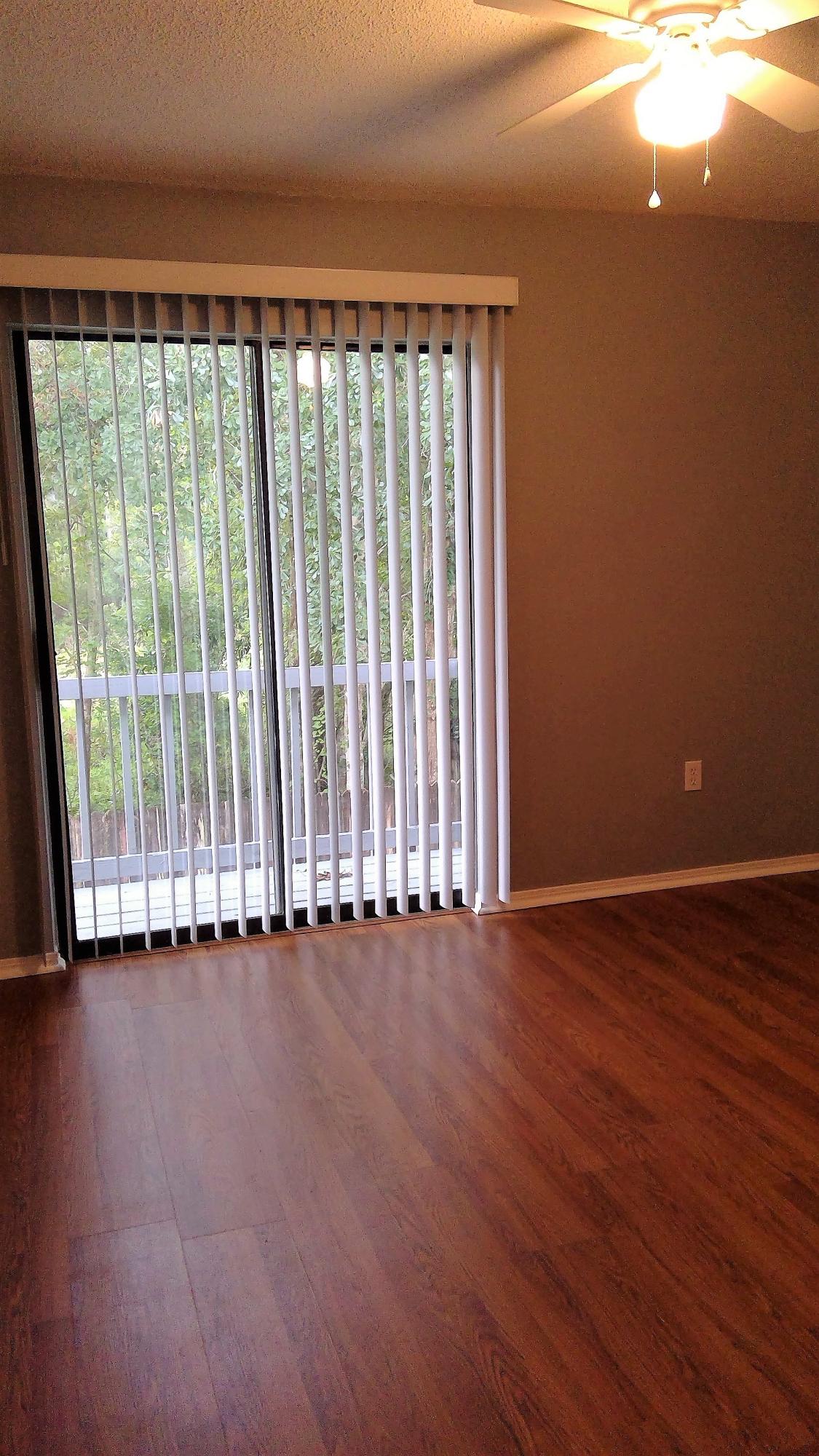 CRYSTAL LAKE ESTATES - Residential