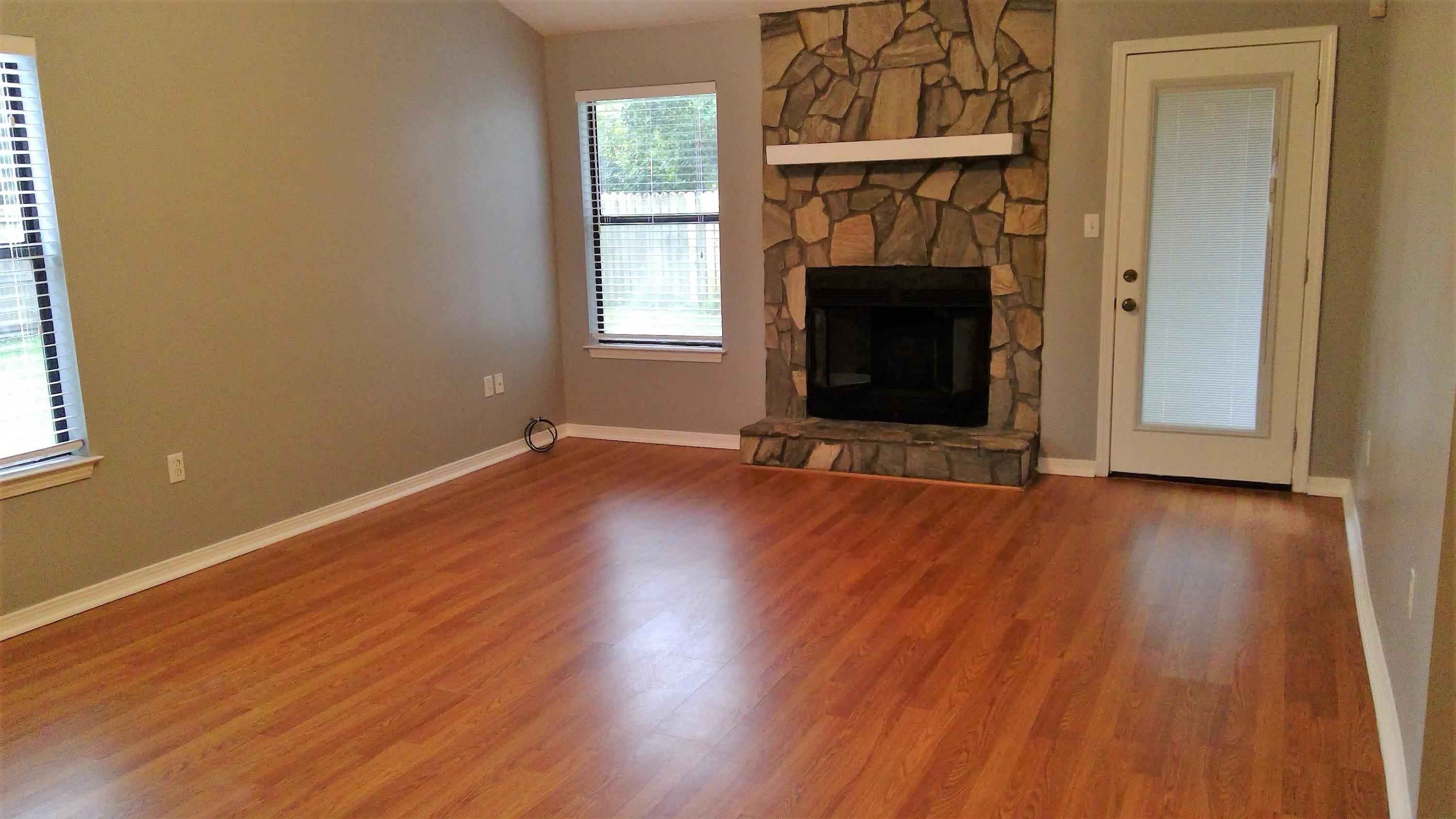 CRYSTAL LAKE ESTATES - Residential