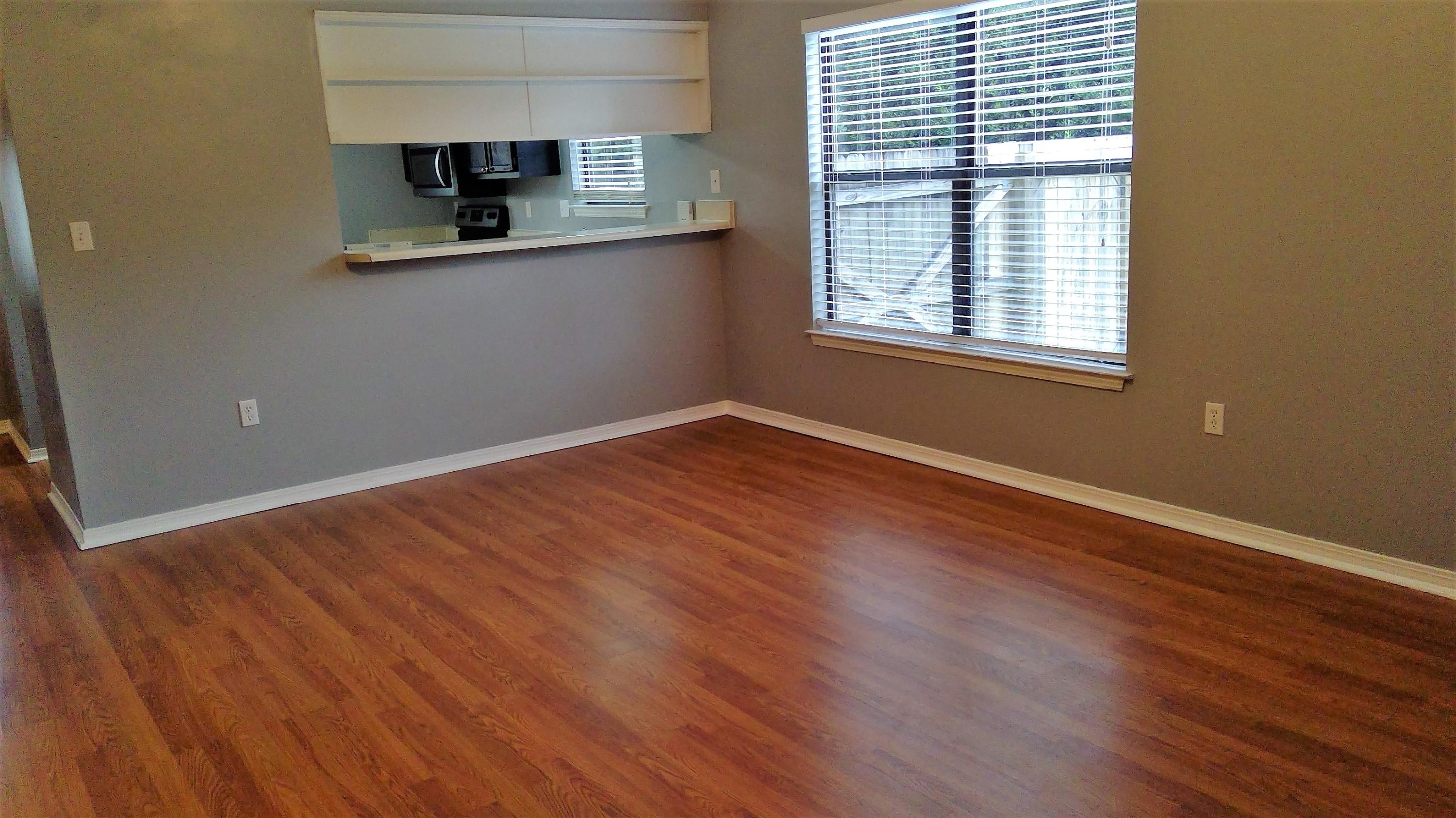 CRYSTAL LAKE ESTATES - Residential