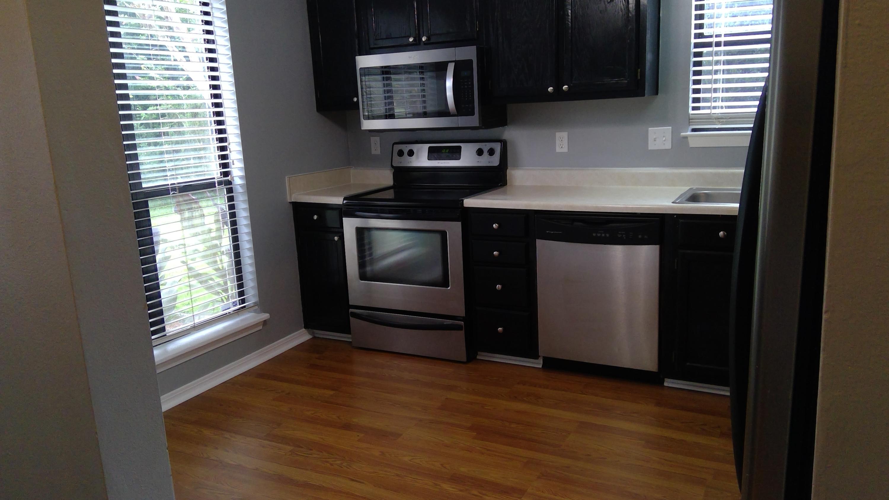 CRYSTAL LAKE ESTATES - Residential