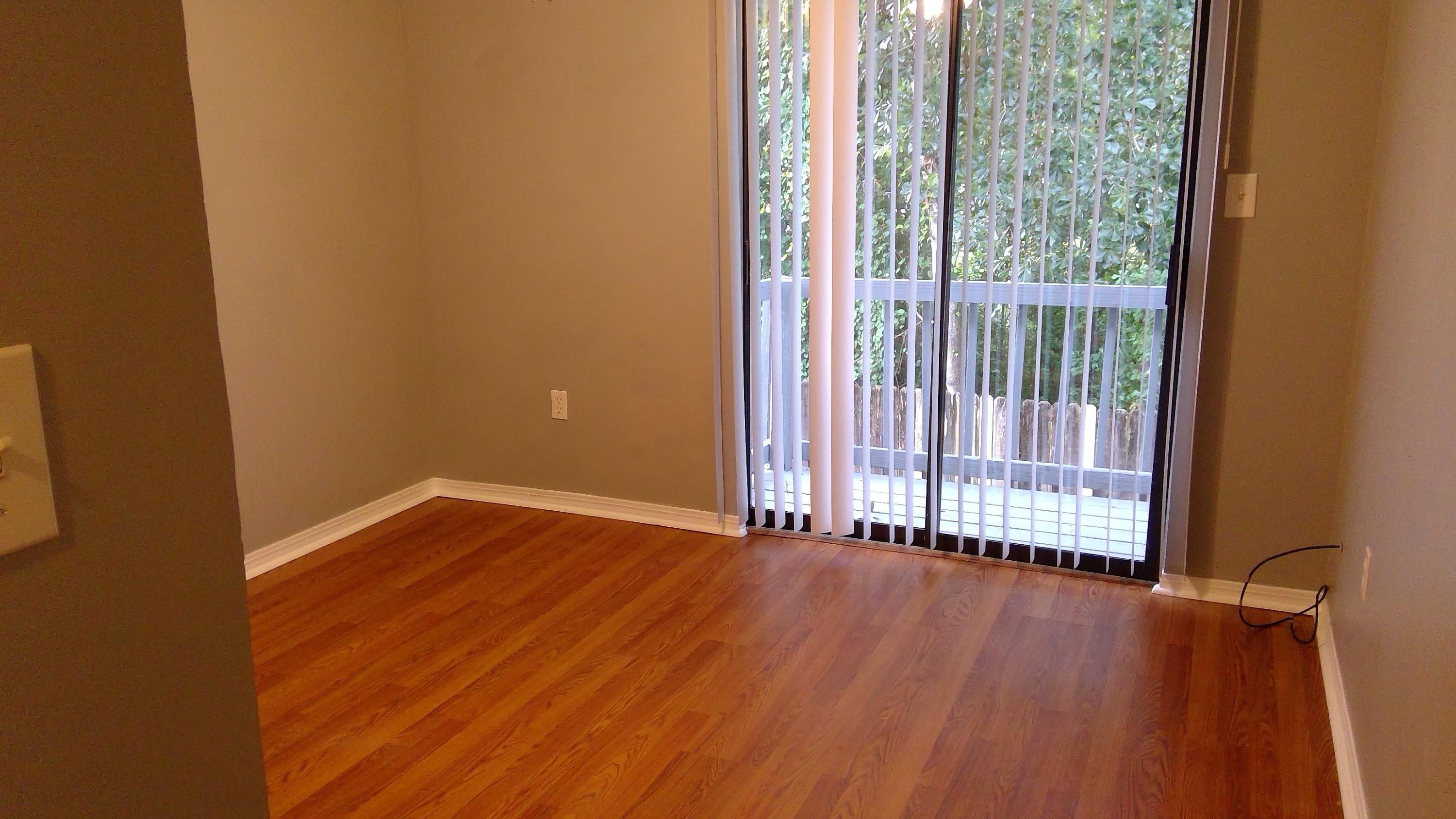 CRYSTAL LAKE ESTATES - Residential