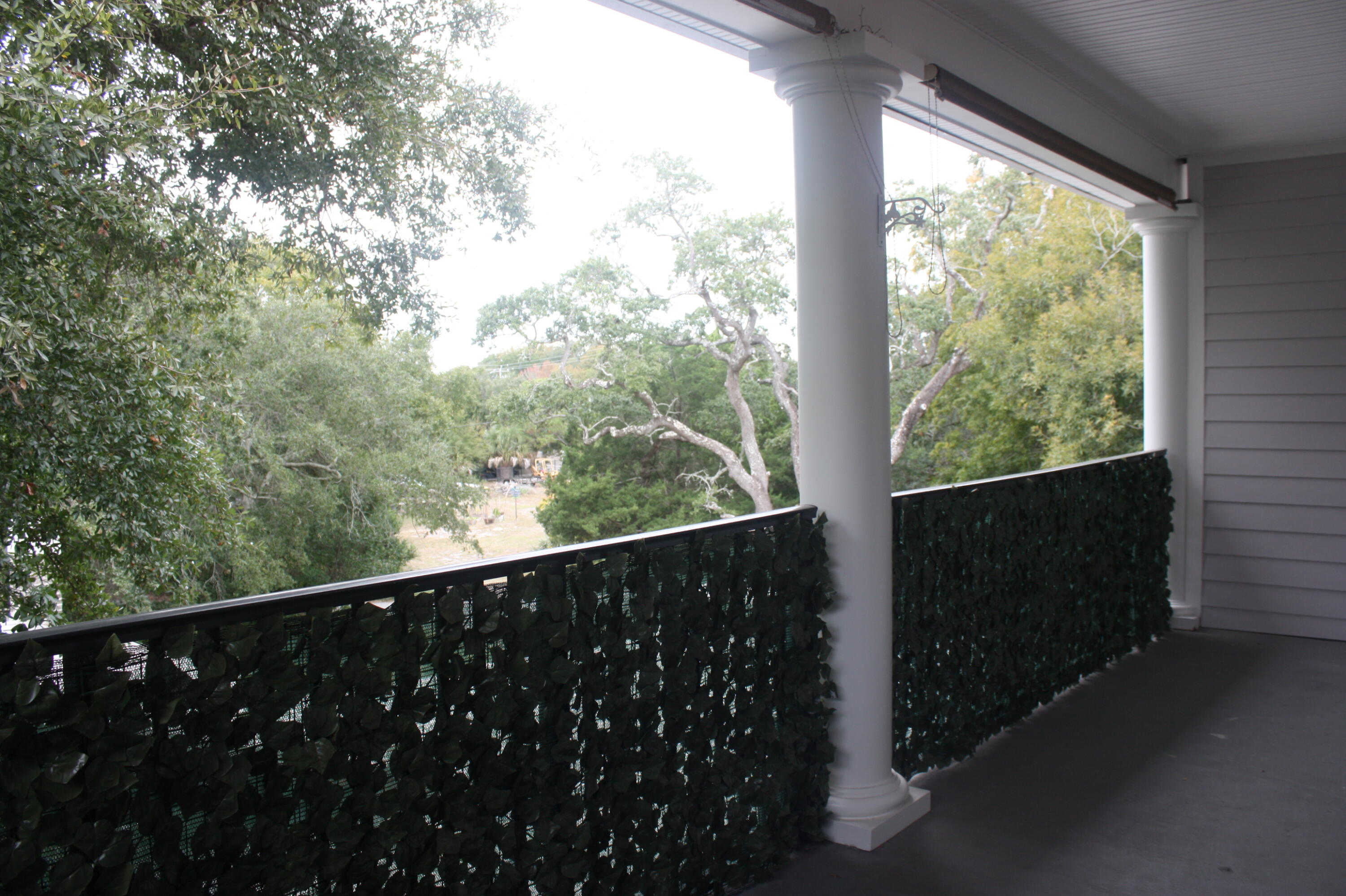 FRENCH QUARTERS - Residential Lease