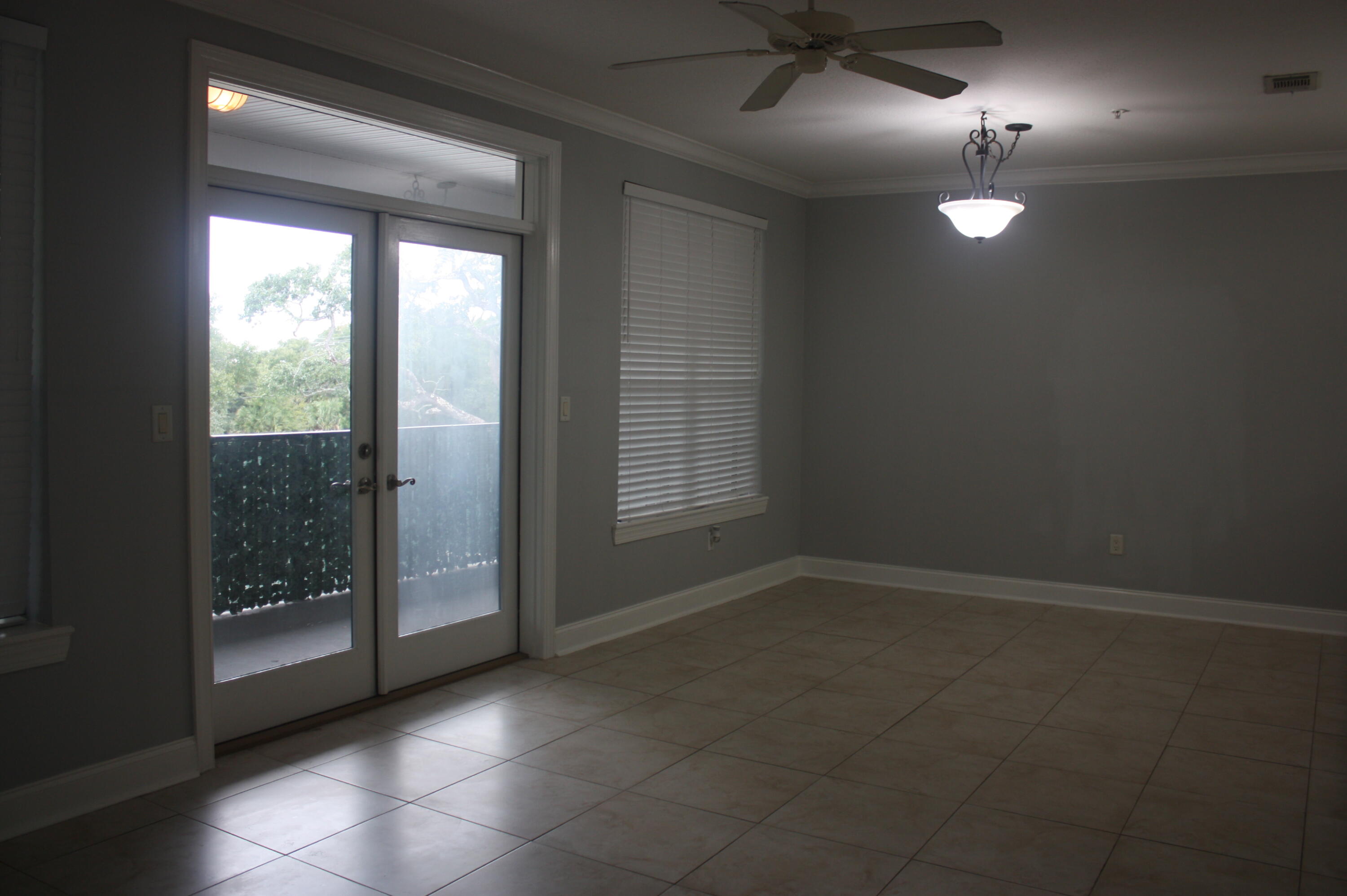 FRENCH QUARTERS - Residential Lease