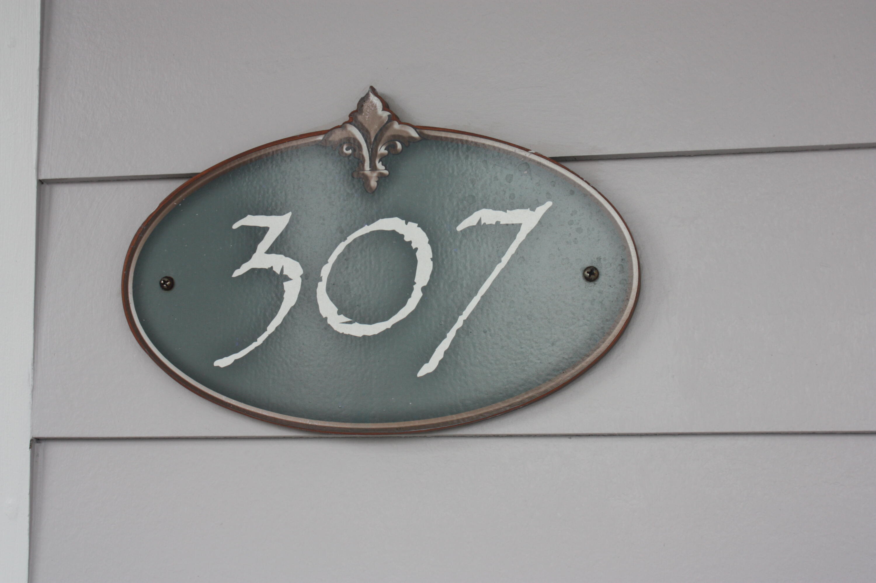 FRENCH QUARTERS - Residential Lease