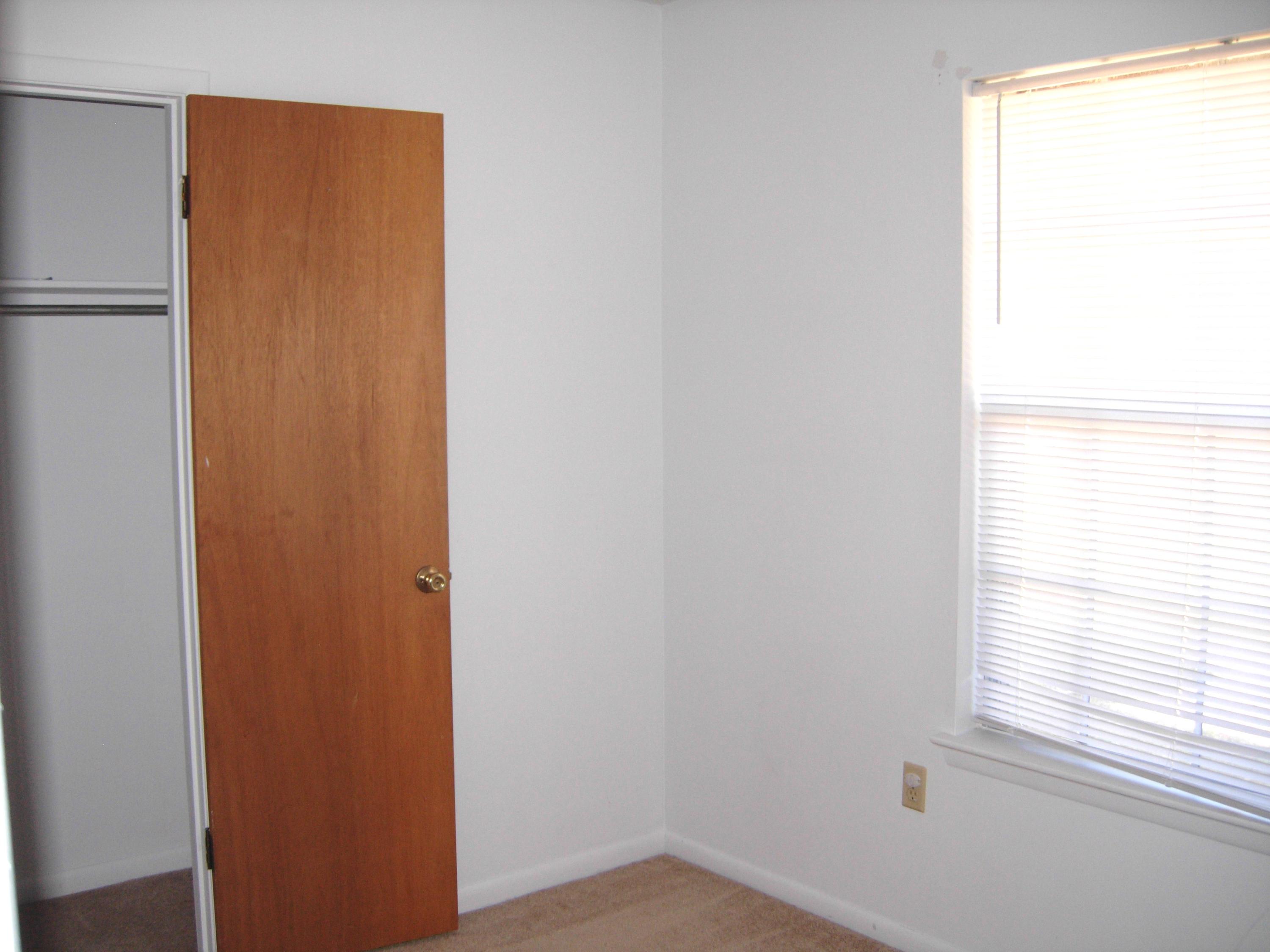 ROCKY BAYOU - Residential Lease