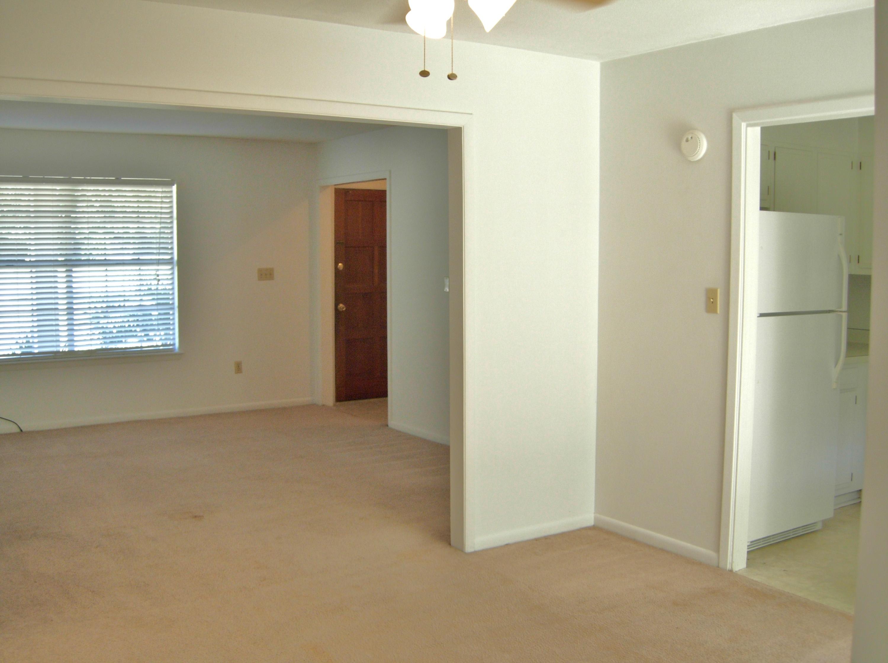 ROCKY BAYOU - Residential Lease