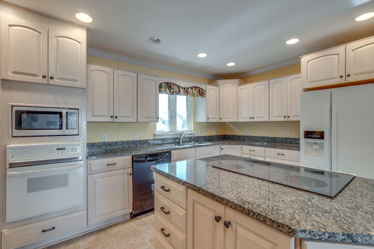 SEA BLUFF CONDO PH 2 - Residential