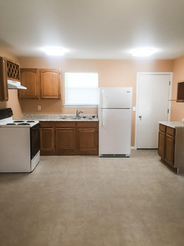 BELLA VISTA RESUB - Residential Lease