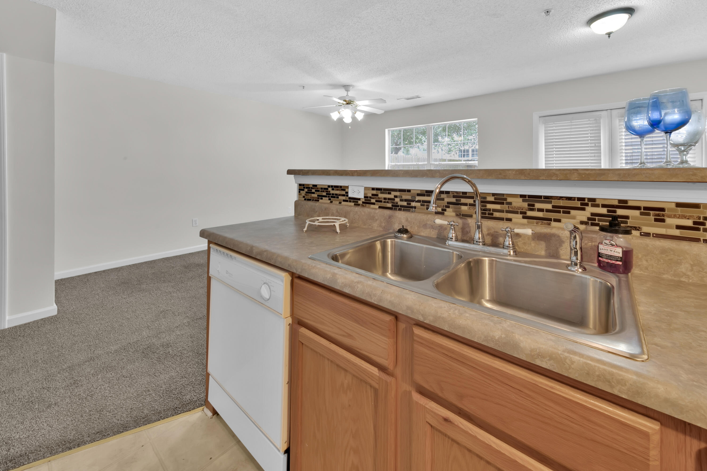 ROLLING PINES - Residential