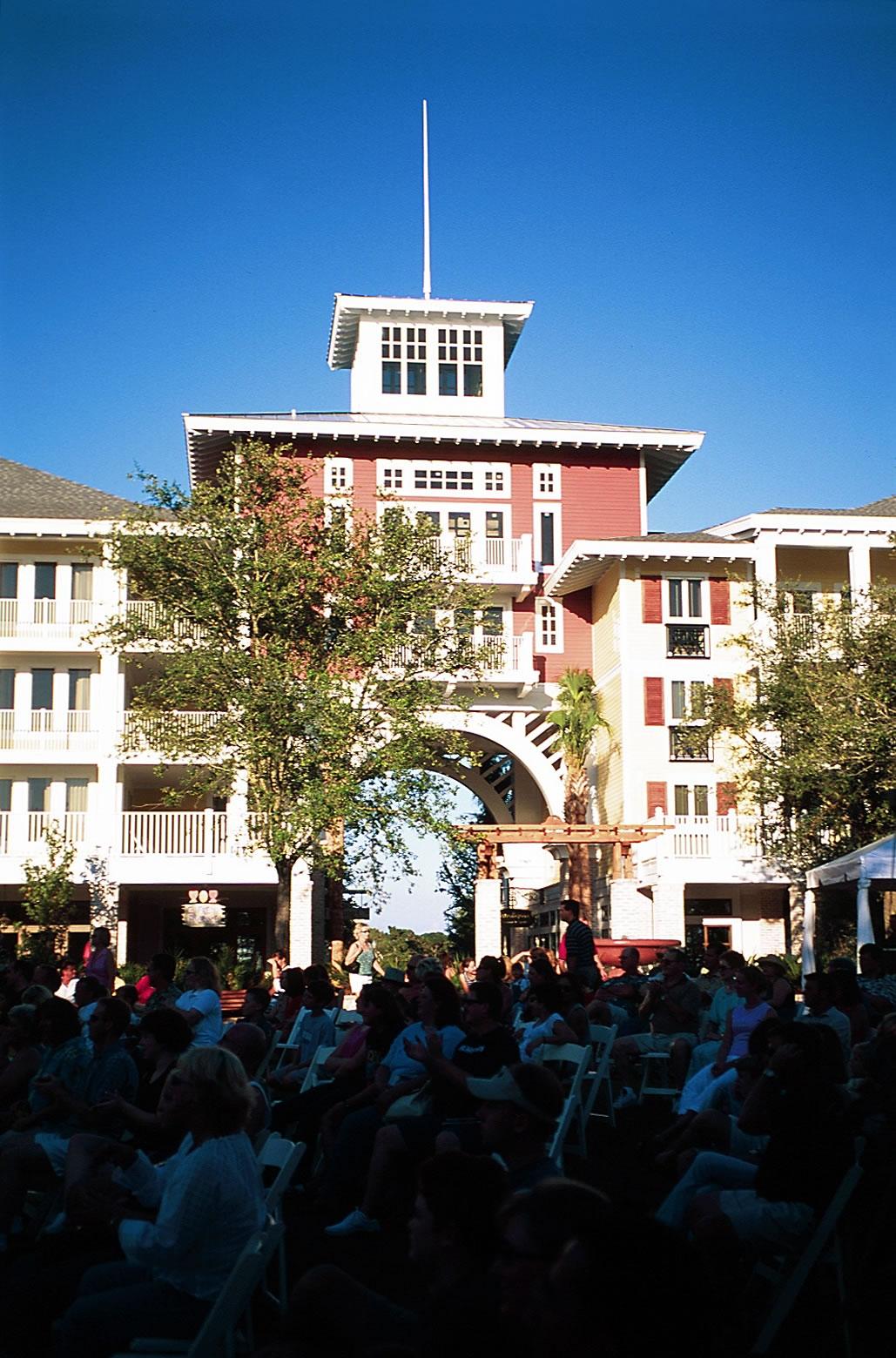 OBSERVATION POINT - Residential Lease