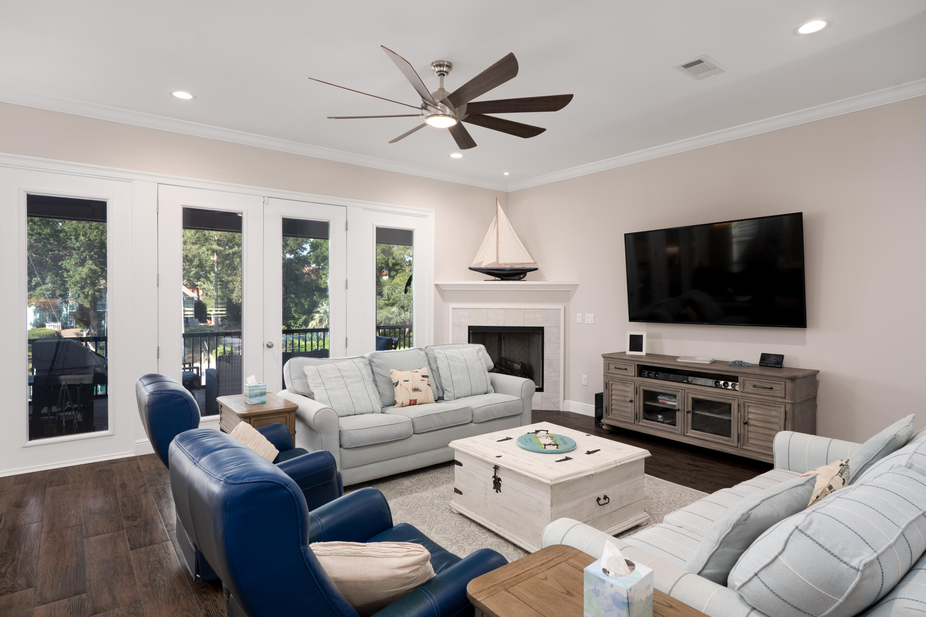 EDGE WATER VILLAGE - Residential