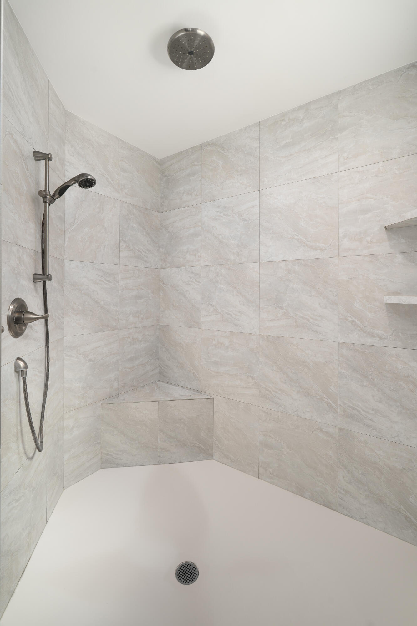 EDGE WATER VILLAGE - Residential