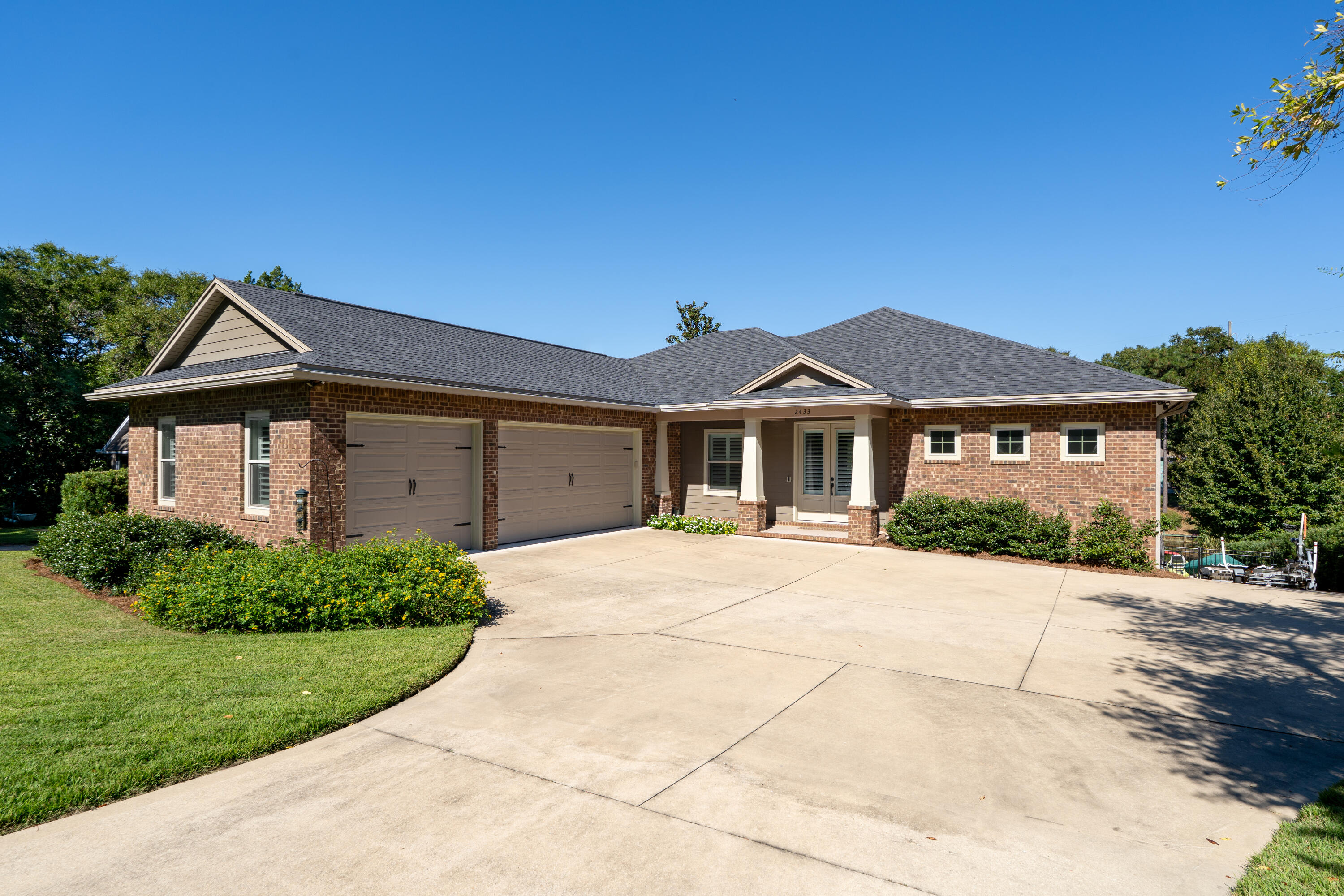 EDGE WATER VILLAGE - Residential