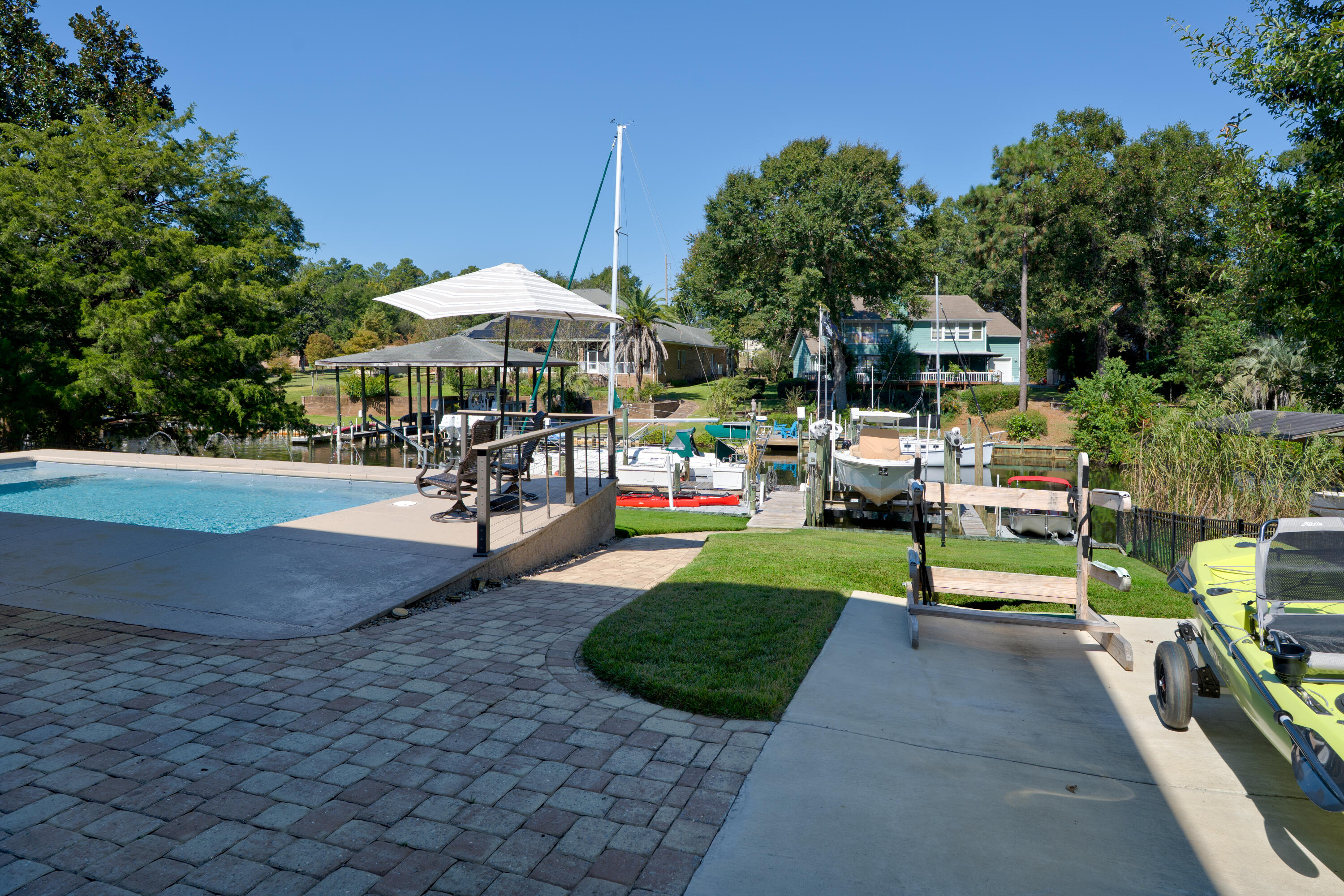 EDGE WATER VILLAGE - Residential